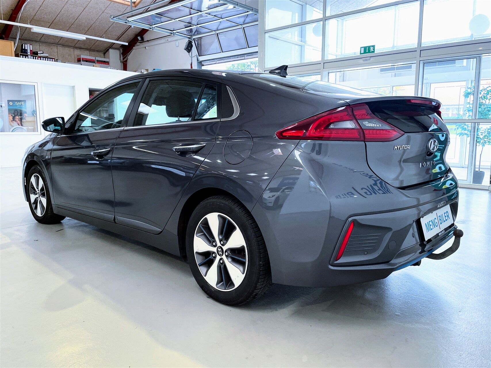 Billede af Hyundai Ioniq 1,6 GDI  Plugin-hybrid Premium plug-in 141HK 5d 6g Aut.