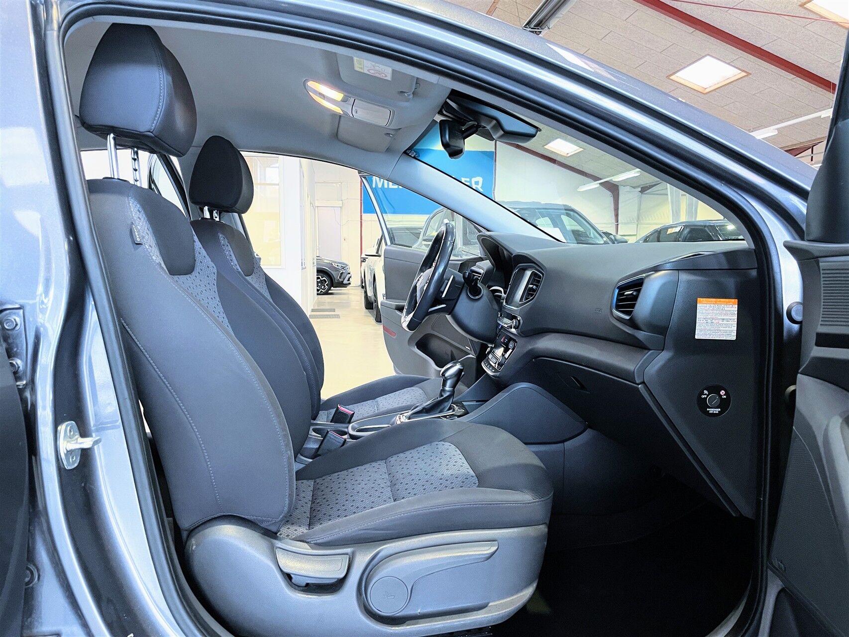 Billede af Hyundai Ioniq 1,6 GDI  Plugin-hybrid Premium plug-in 141HK 5d 6g Aut.