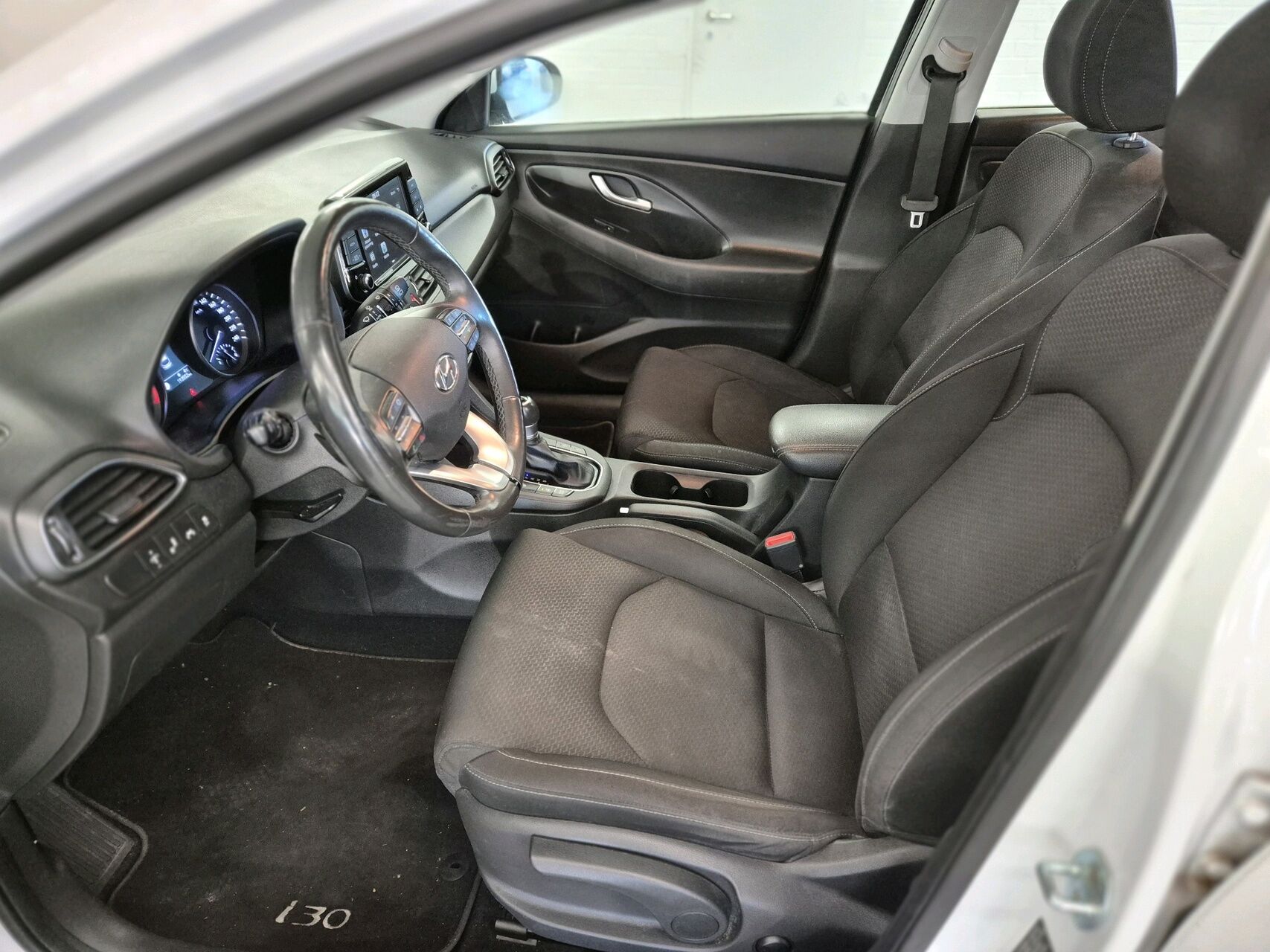 Billede af Hyundai i30 Cw 1,4 T-GDI Premium DCT 140HK Stc 7g Aut.