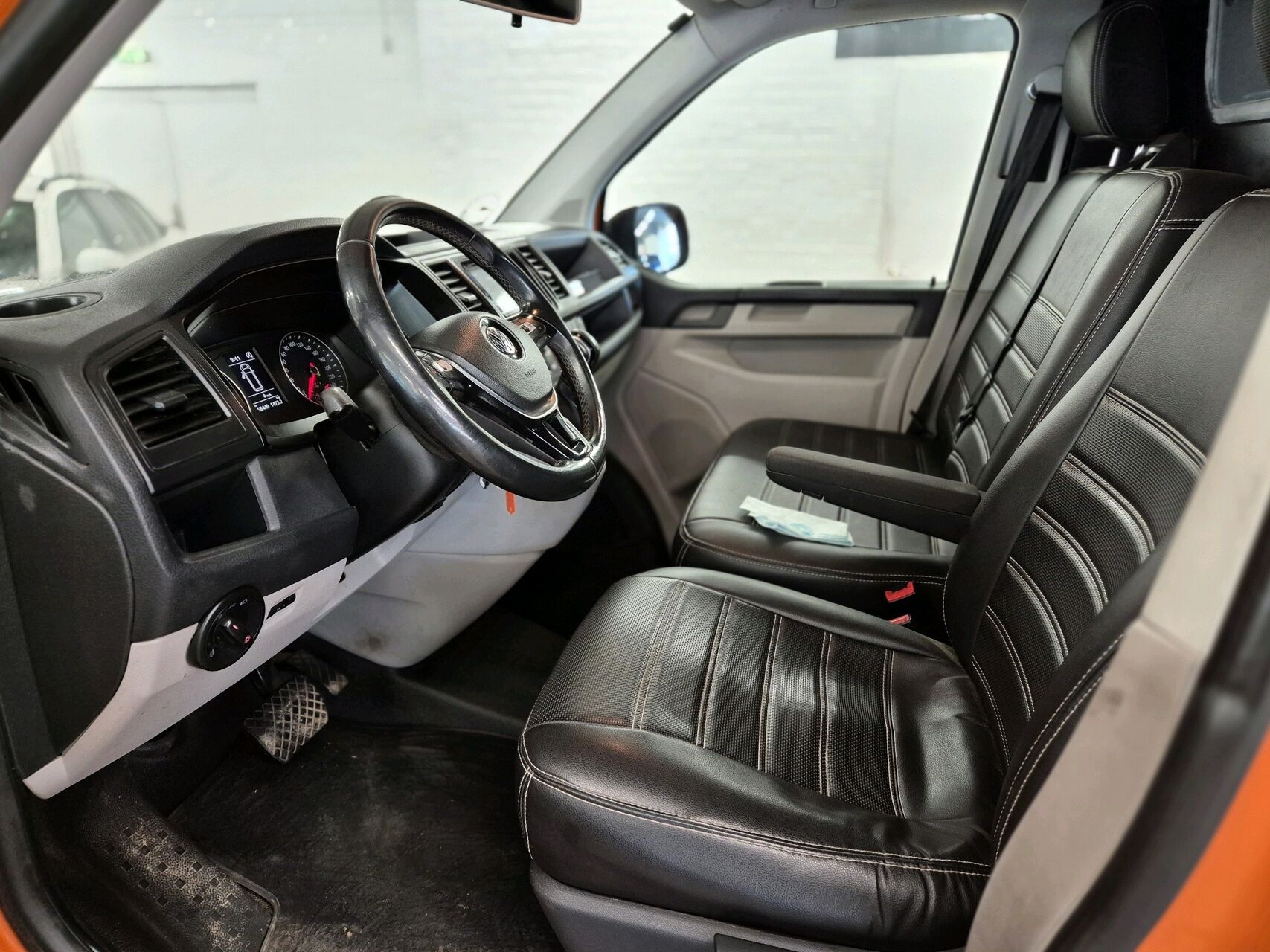 Billede af VW Transporter Kort 2,0 TDI BMT DSG 204HK Van 7g Aut.
