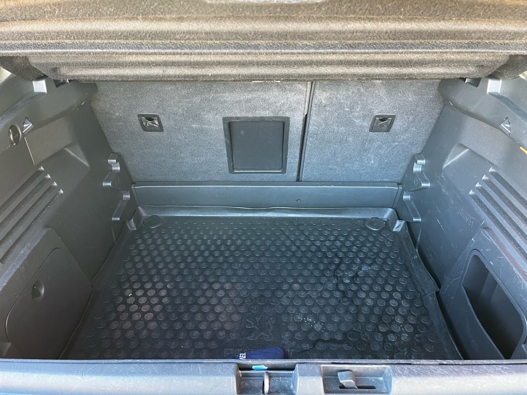 Billede af Peugeot 3008 2,0 Blue e-HDI Active 150HK 6g