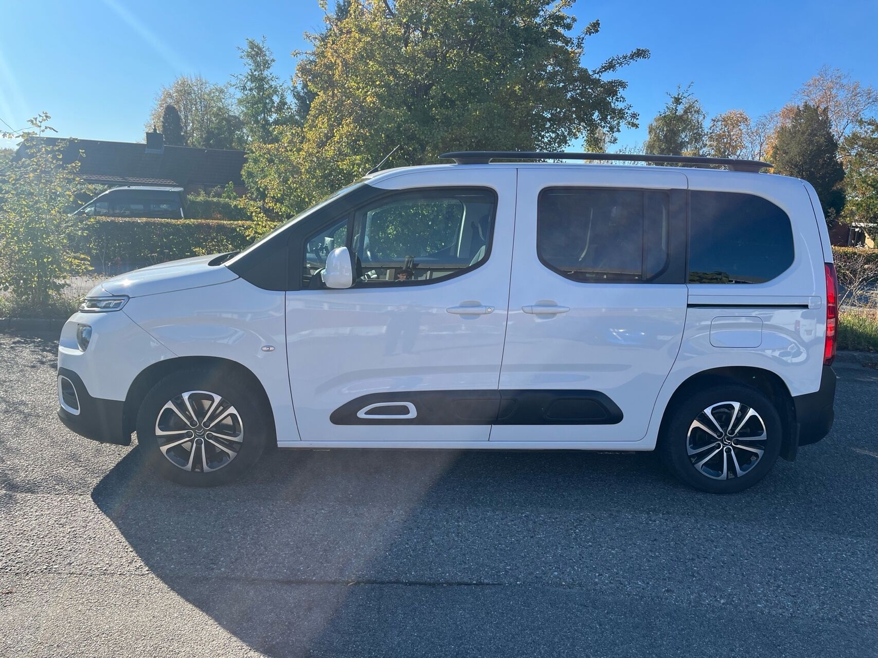 Billede af Citroën Berlingo 1,2 PureTech Skyline EAT8 130HK 8g Aut.