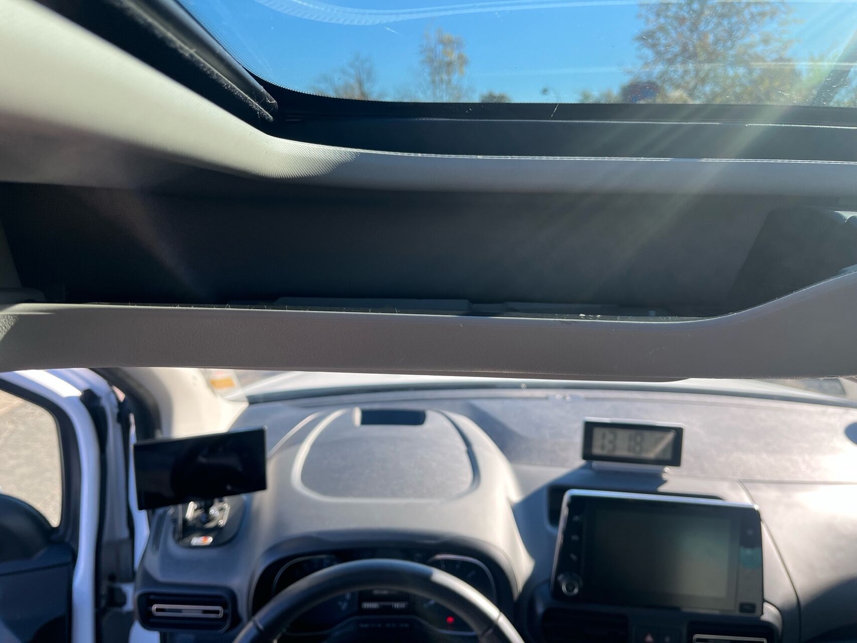 Billede af Citroën Berlingo 1,2 PureTech Skyline EAT8 130HK 8g Aut.