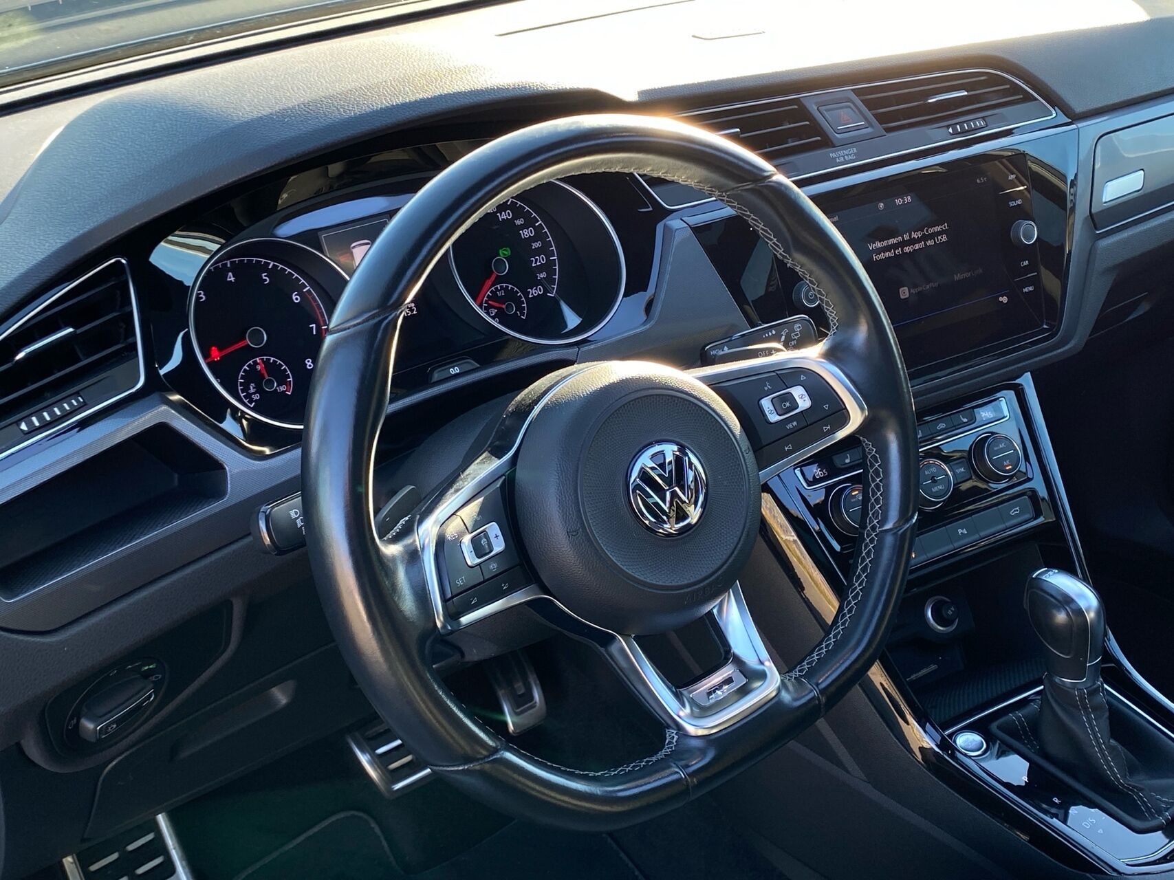 Billede af VW Touran 1,5 TSI BMT ACT R-Line DSG 150HK 7g Aut.