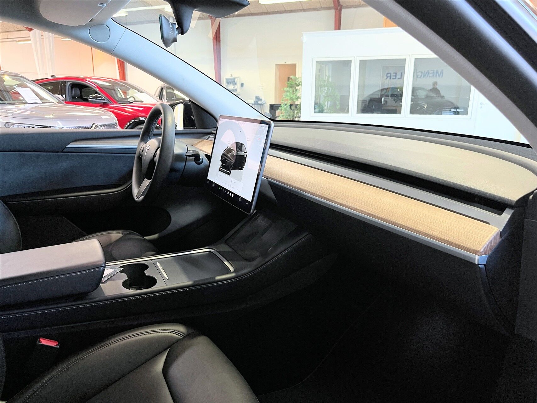 Billede af Tesla Model Y EL RWD 299HK 5d Aut.