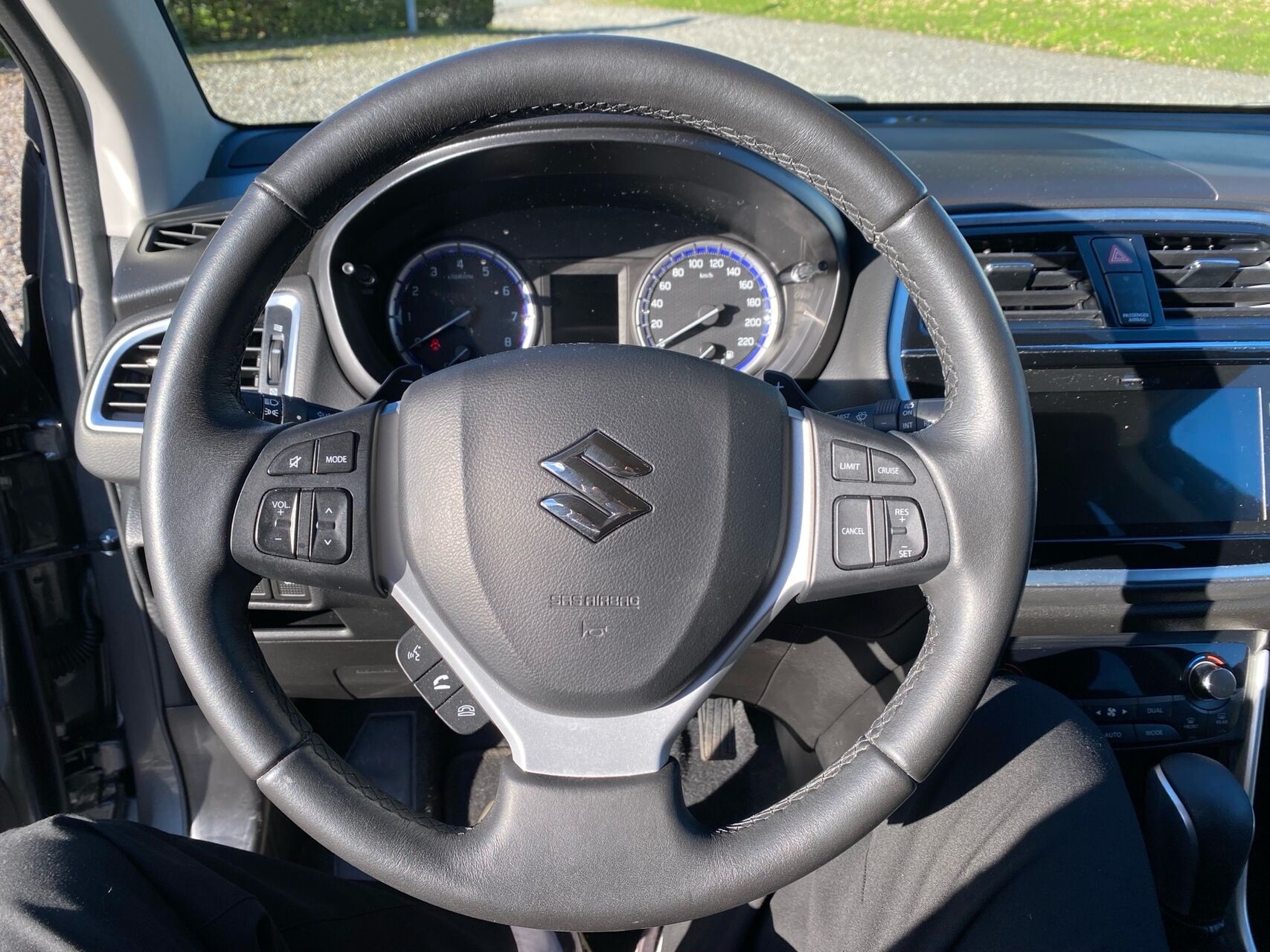 Billede af Suzuki S-Cross 1,0 Boosterjet Active KUP 112HK 5d 6g Aut.