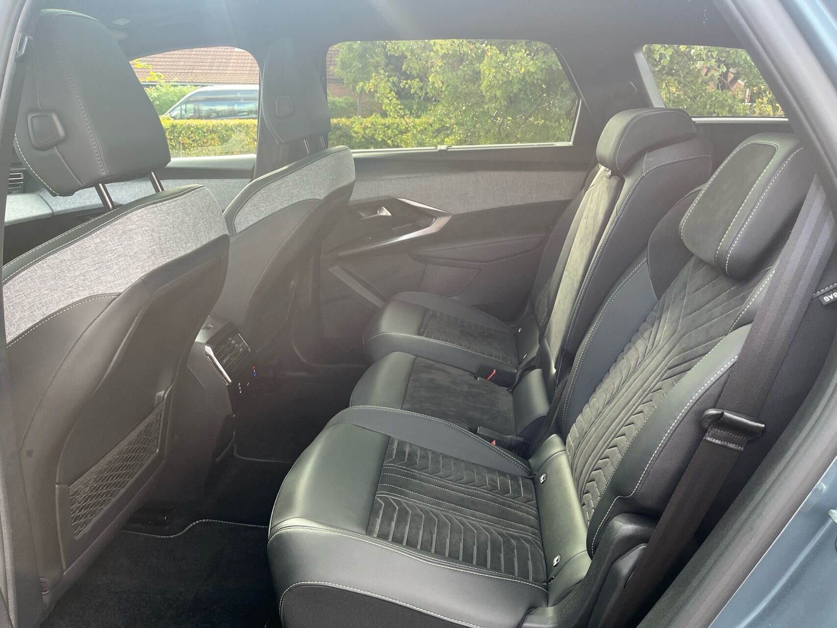 Billede af Peugeot e-5008 EL GT Pack 210HK 5d Aut.