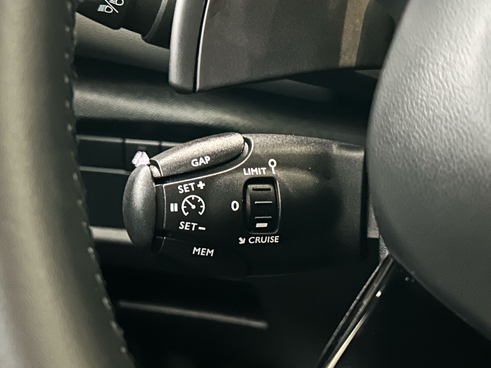 Billede af Citroën C5 Aircross 1,6 Plugin-hybrid Shine Sport EAT8 225HK 5d 8g Aut.