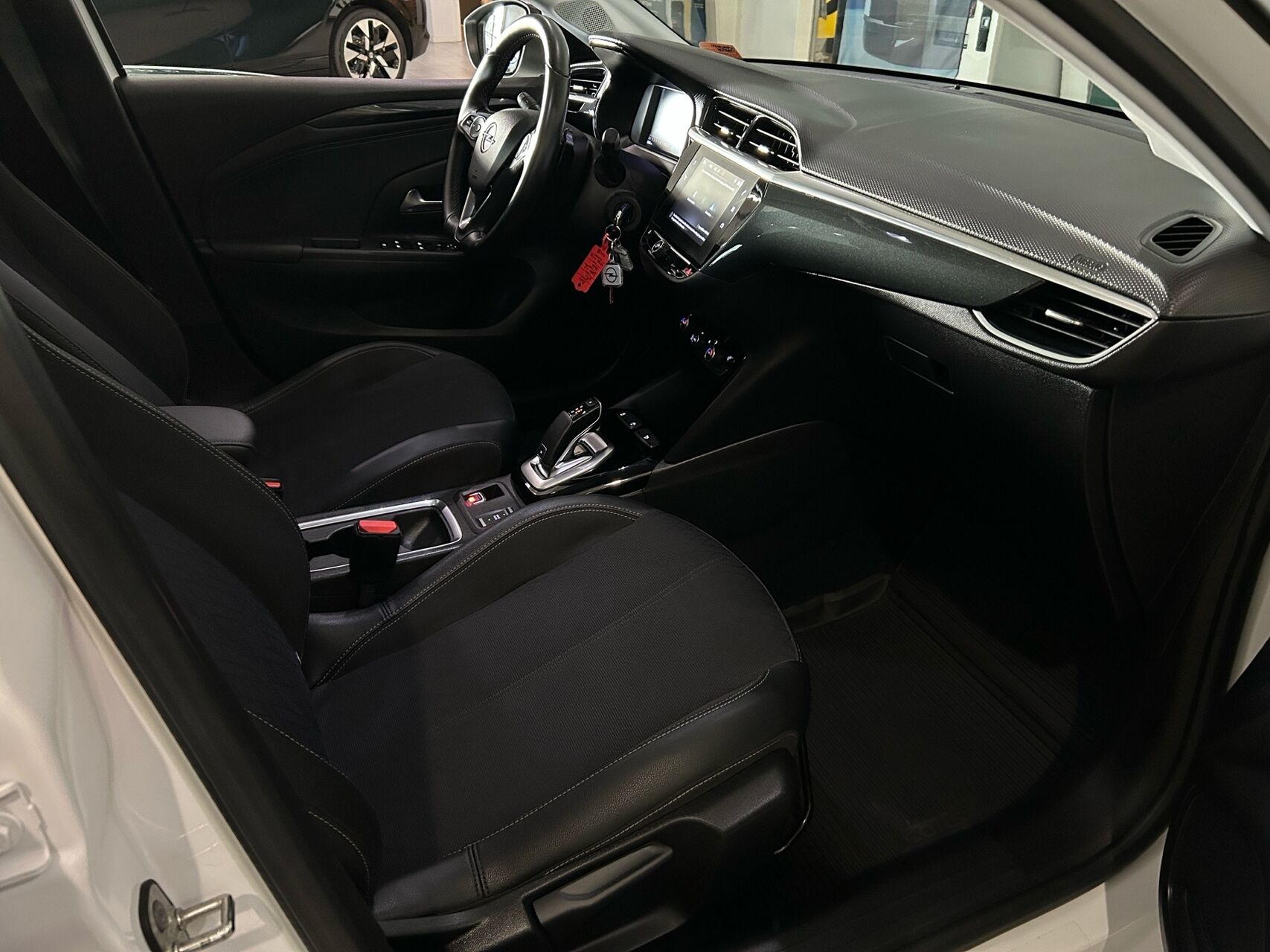 Billede af Opel Corsa 1,2 PureTech Sport EAT8 100HK 5d 8g Aut.