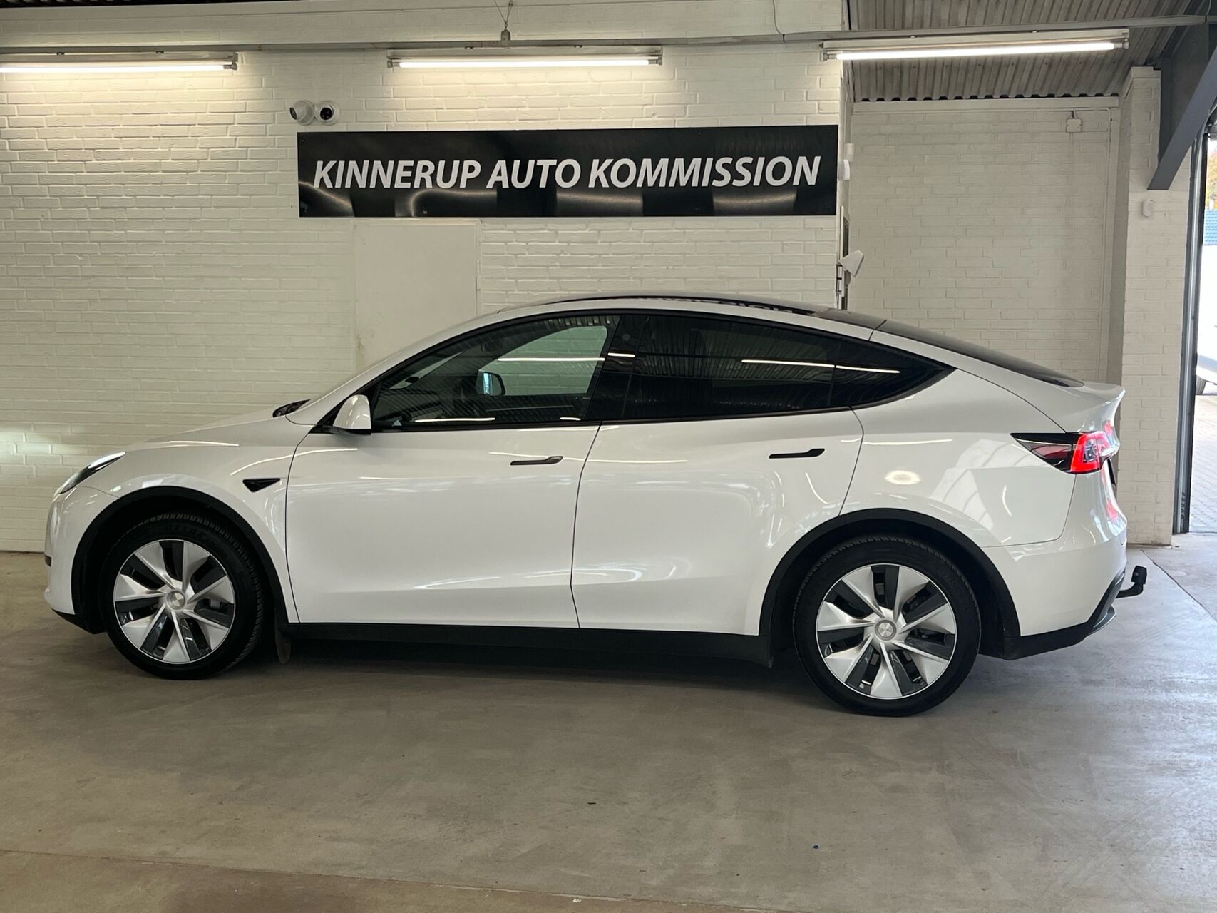 Billede af Tesla Model Y EL RWD 299HK 5d Aut.