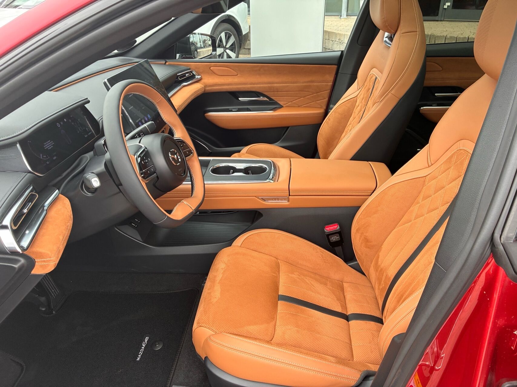 Billede af Mazda 6e EL Takumi Plus 245HK 5d Aut.