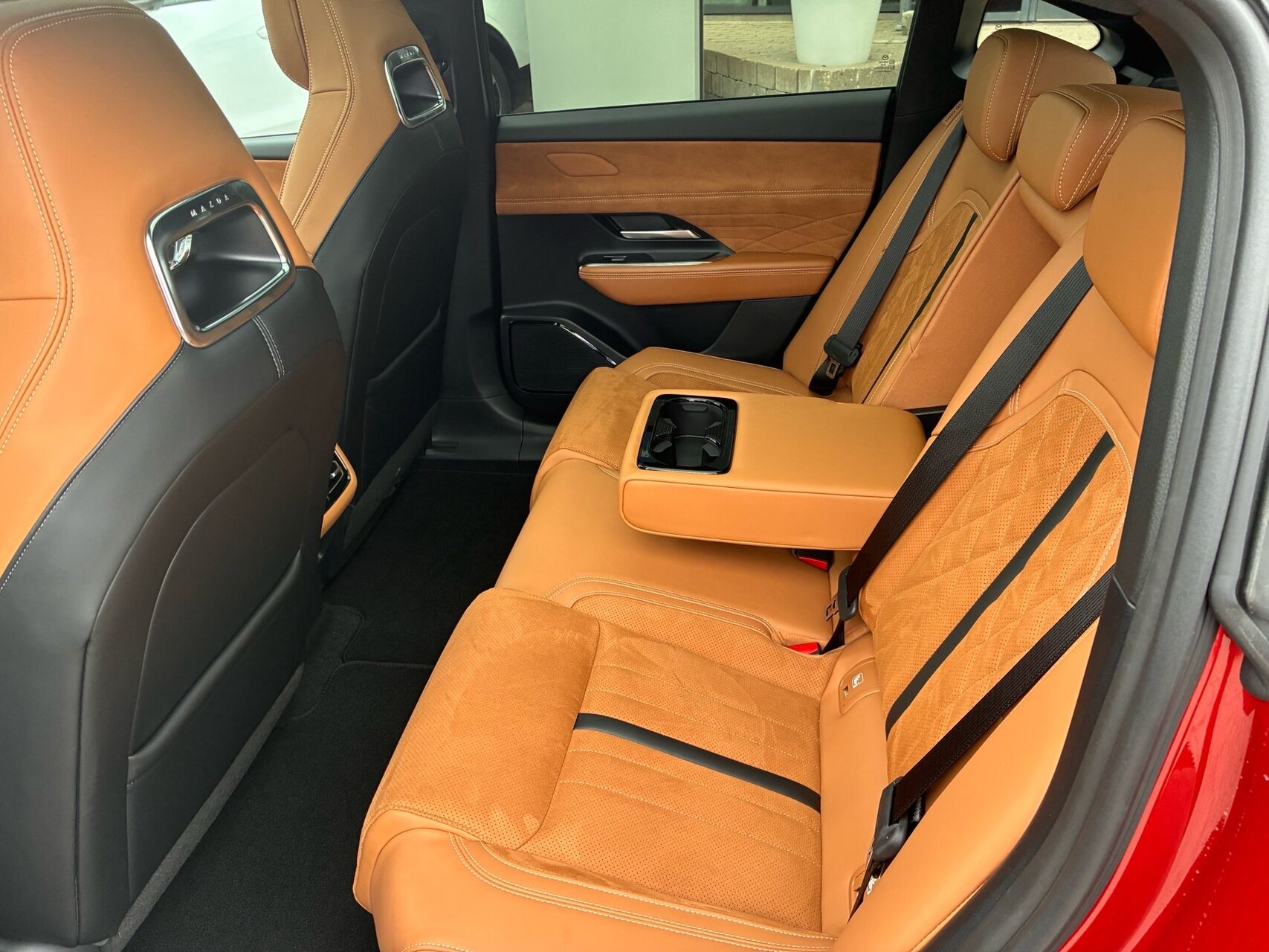 Billede af Mazda 6e EL Takumi Plus 245HK 5d Aut.