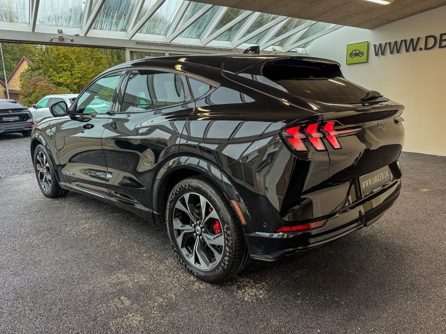 Billede af Ford Mustang Mach-E EL UR Premium 294HK 5d Aut.