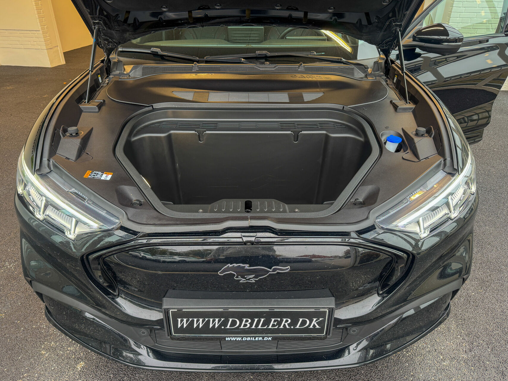 Billede af Ford Mustang Mach-E EL UR Premium 294HK 5d Aut.