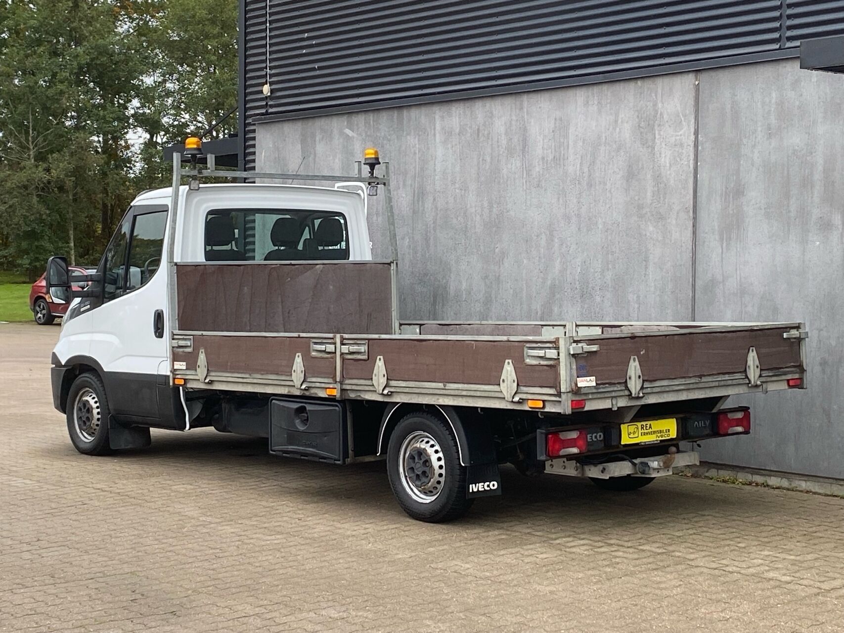 Billede af Iveco Daily 35S18 4100mm 3,0 D 180HK Ladv./Chas. 8g Aut.