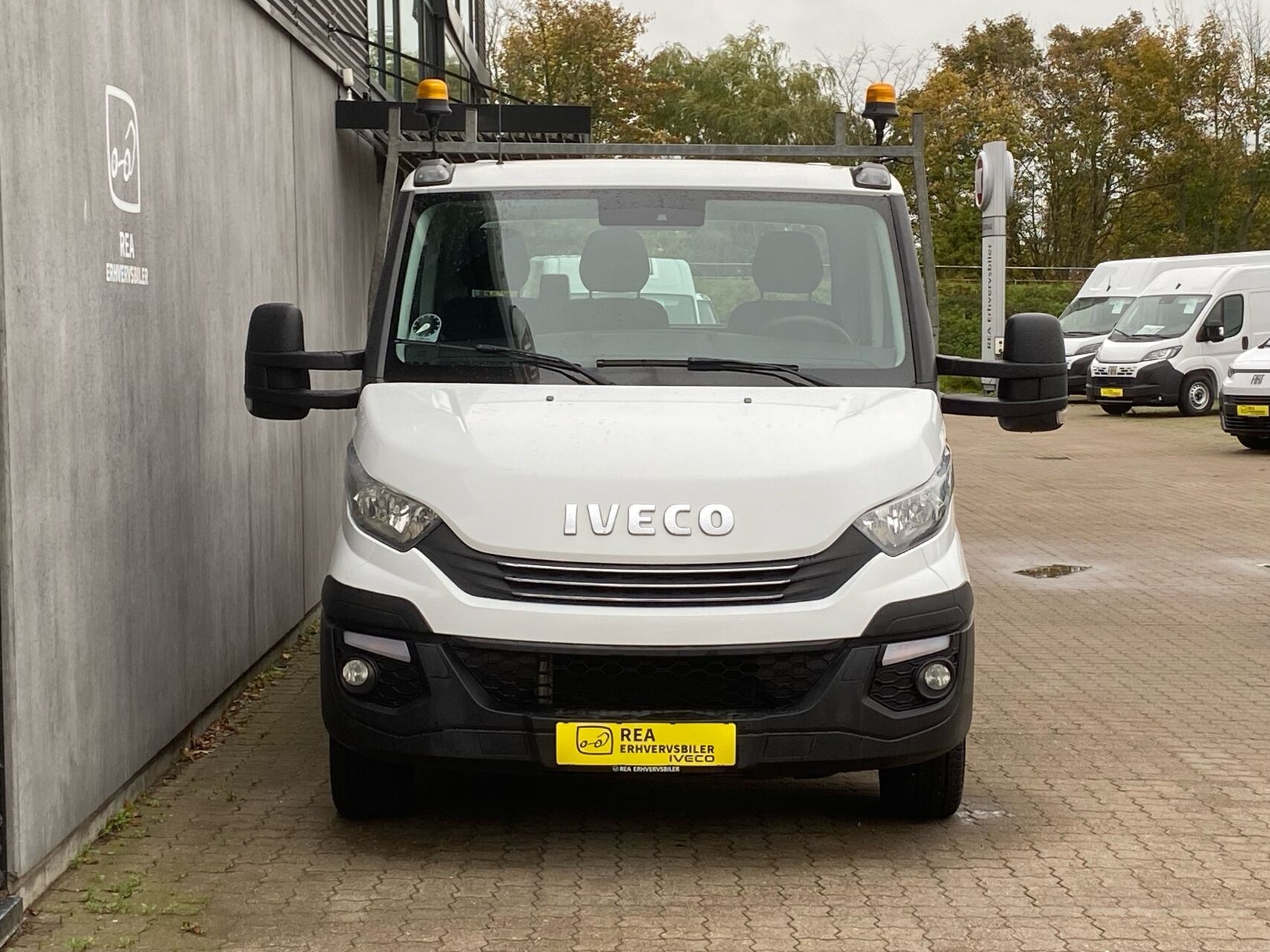 Billede af Iveco Daily 35S18 4100mm 3,0 D 180HK Ladv./Chas. 8g Aut.