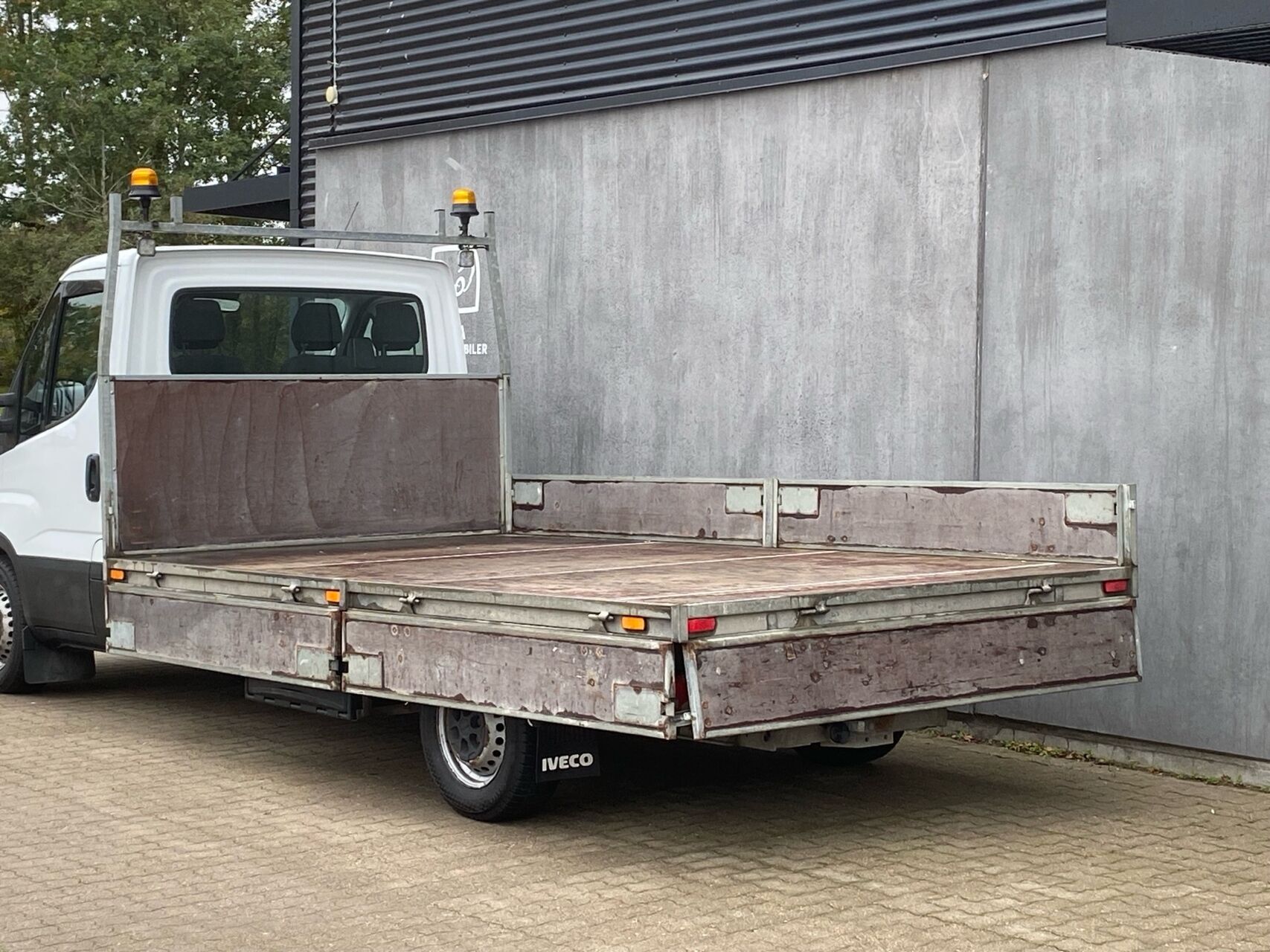Billede af Iveco Daily 35S18 4100mm 3,0 D 180HK Ladv./Chas. 8g Aut.