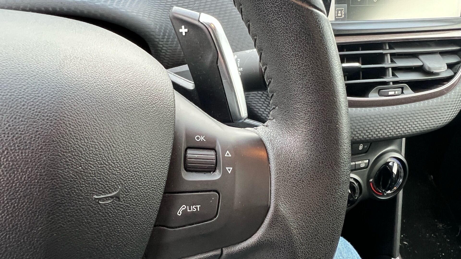 Billede af Peugeot 2008 1,2 e-Vti Active ESG 82HK Aut.