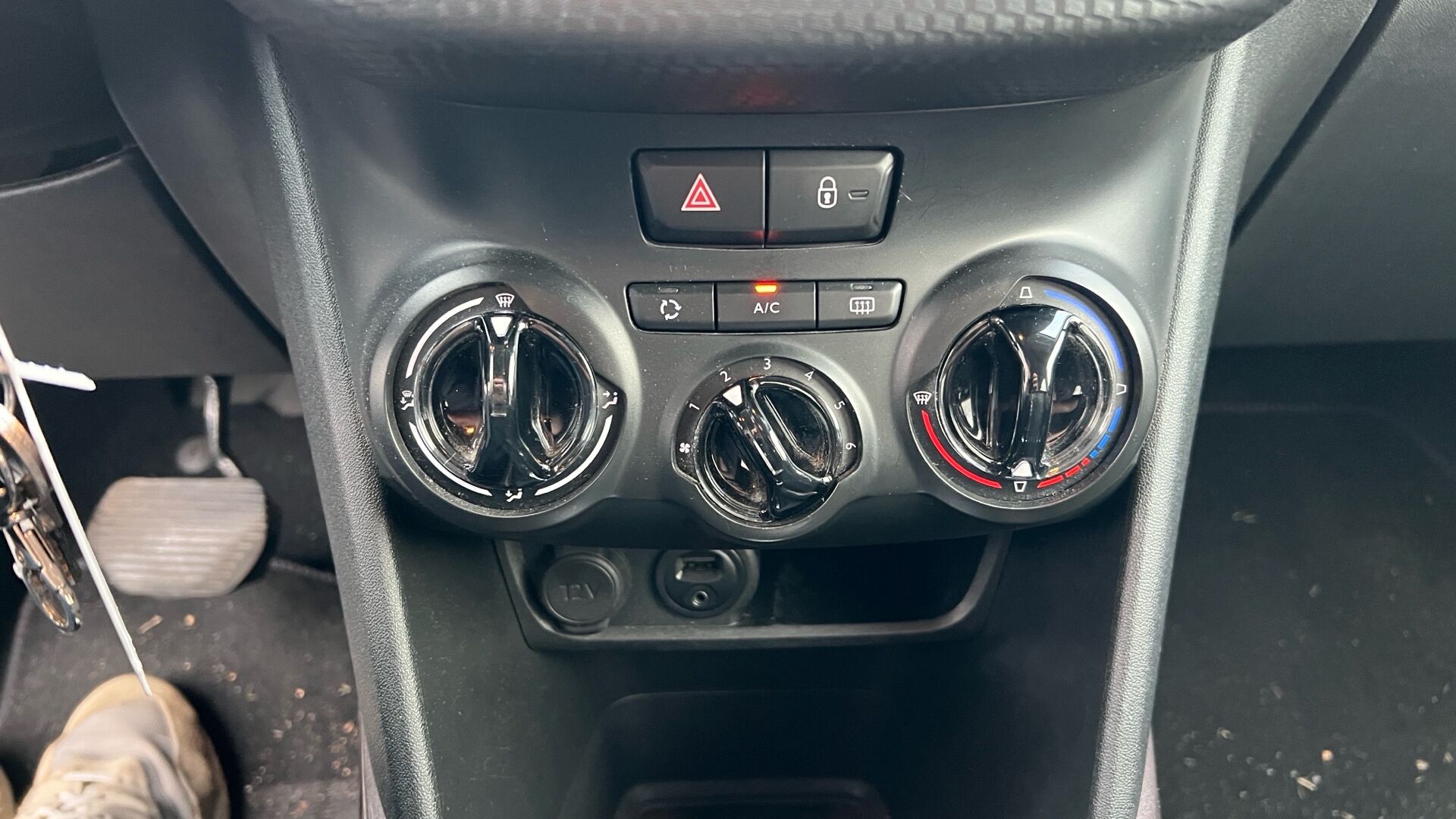 Billede af Peugeot 2008 1,2 e-Vti Active ESG 82HK Aut.