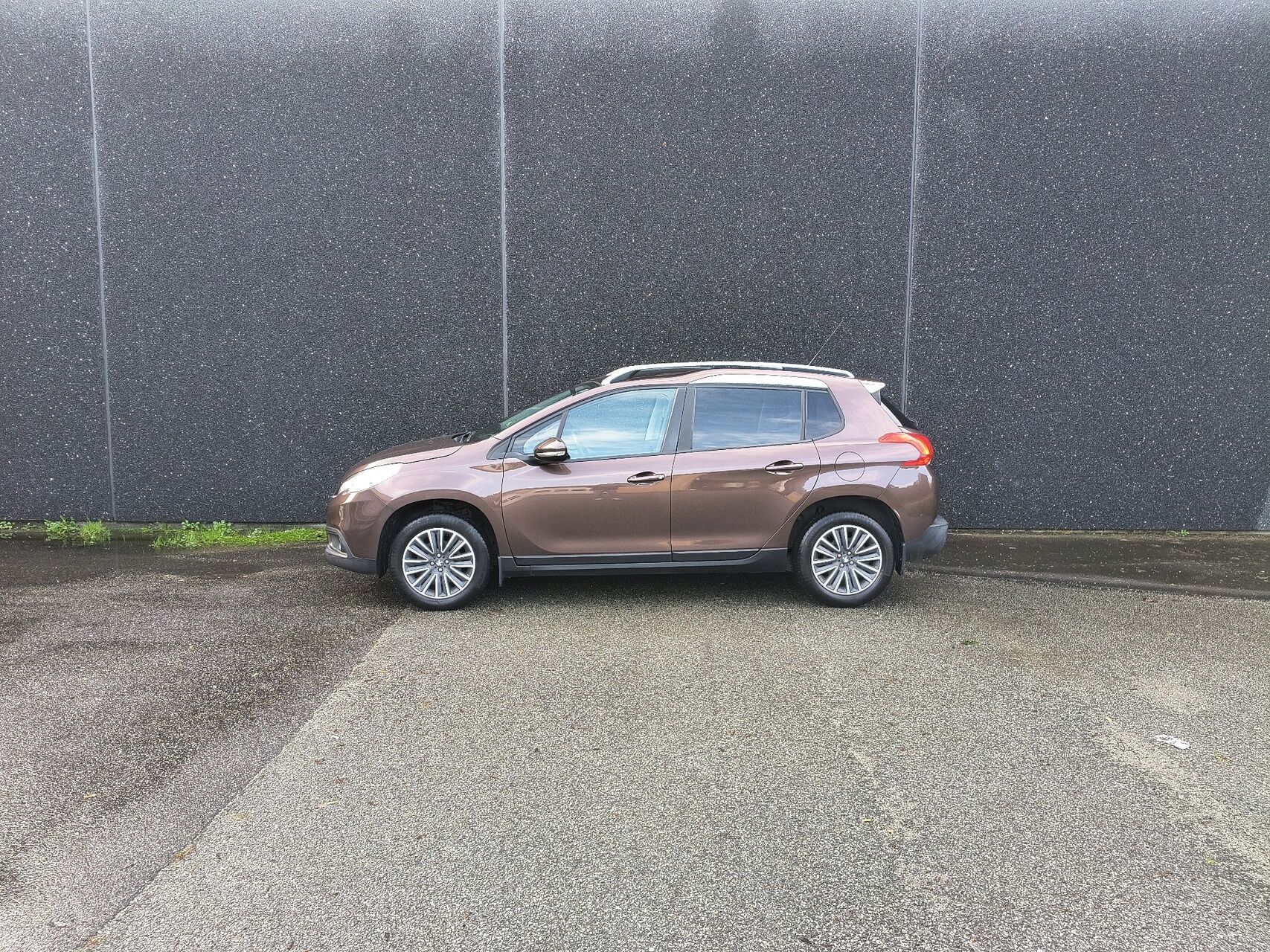 Billede af Peugeot 2008 1,2 VTi Active Sky 82HK