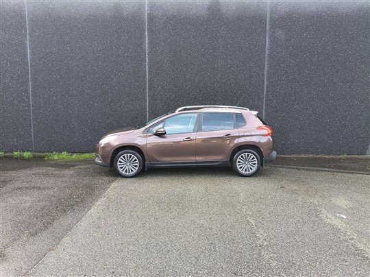 Peugeot 2008 1,2 VTi Active Sky 82HK