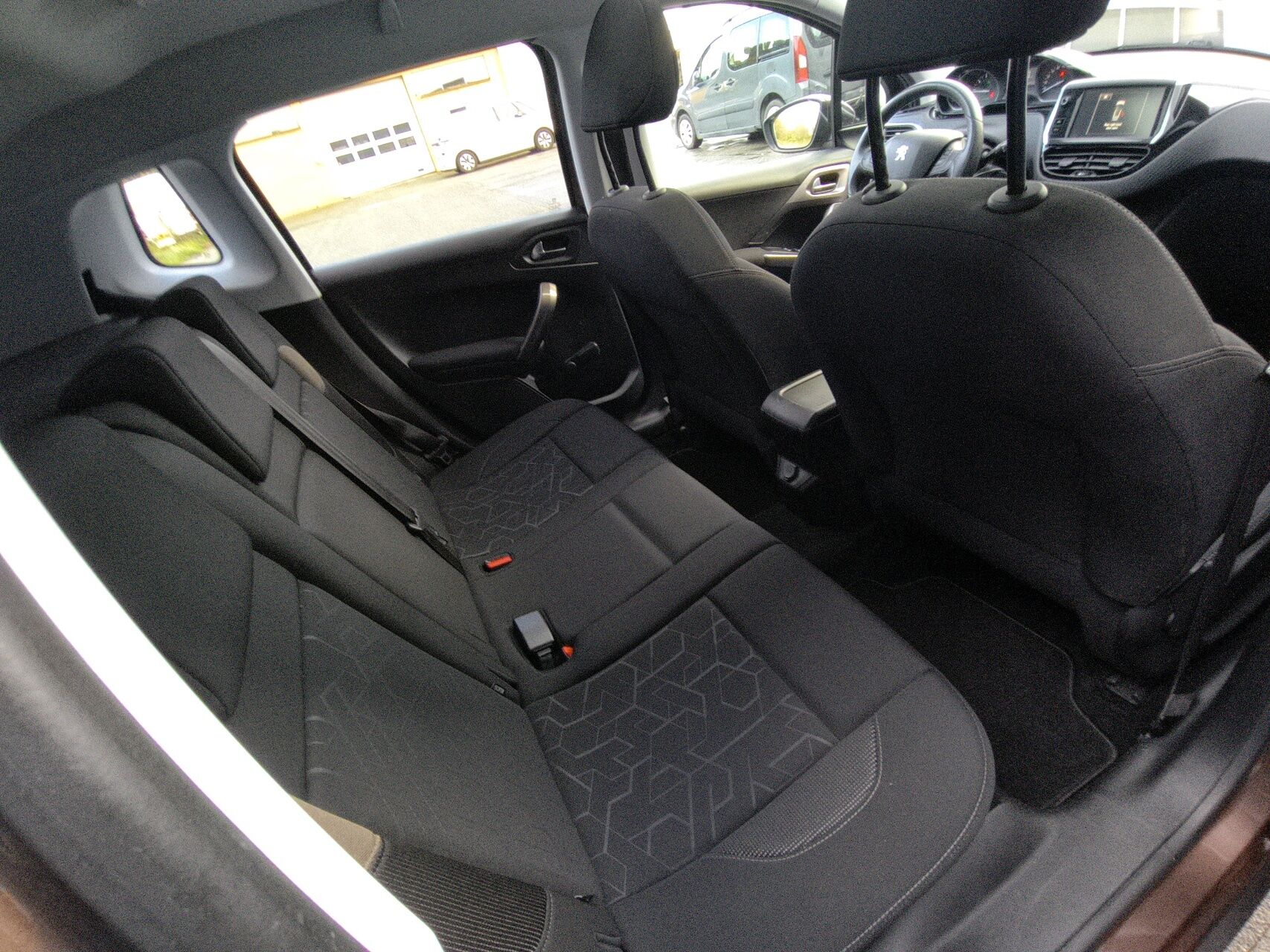 Billede af Peugeot 2008 1,2 VTi Active Sky 82HK