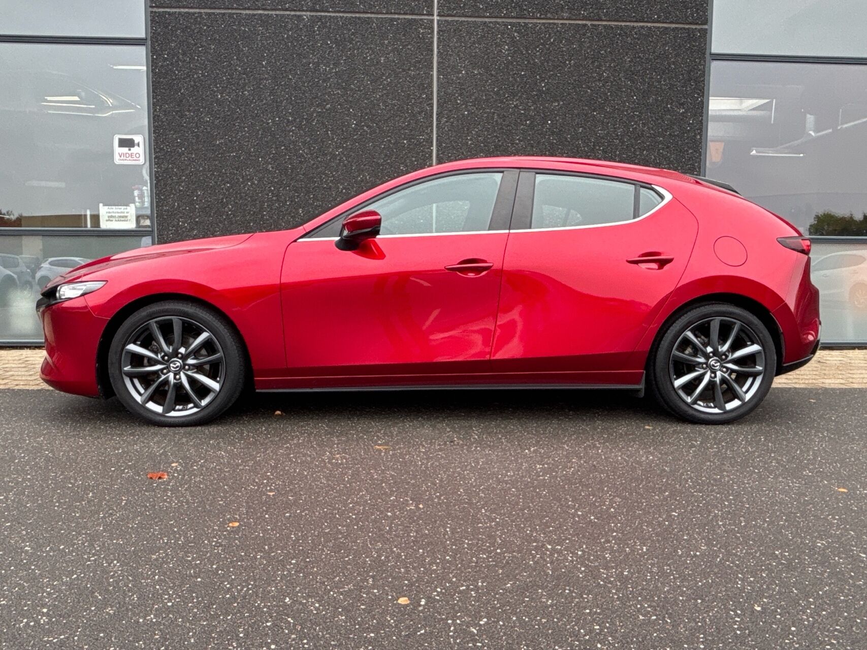 Billede af Mazda 3 2,0 Skyactiv-G  Mild hybrid Sky 122HK 5d 6g Aut.