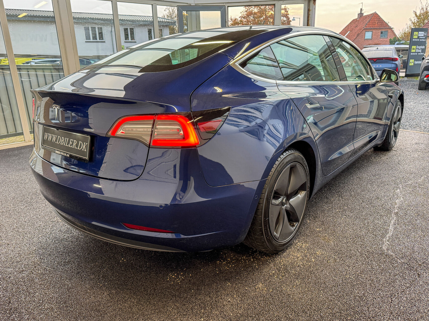 Billede af Tesla Model 3 EL Standard Range Plus 325HK Aut.