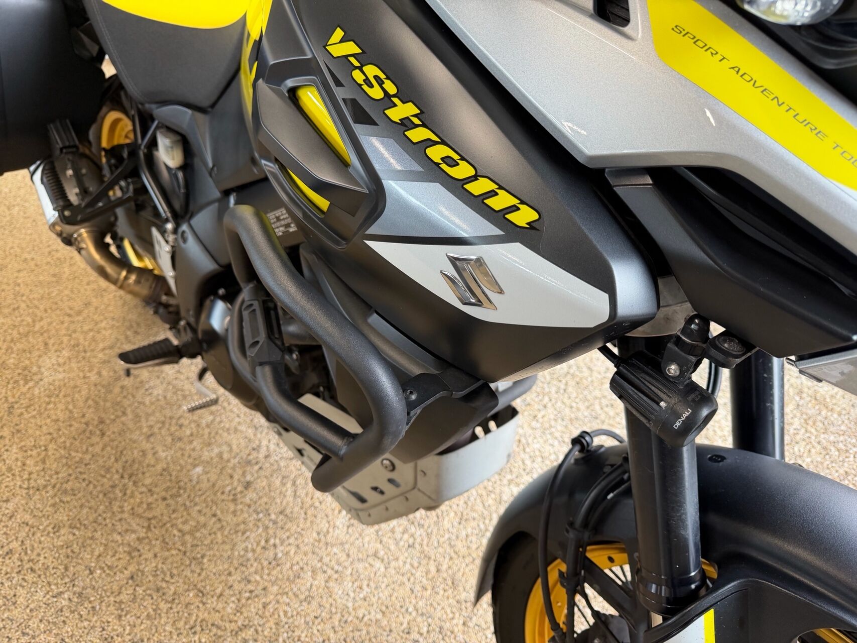 Billede af Suzuki DL1000 1000 V-Strom 97HK 6g