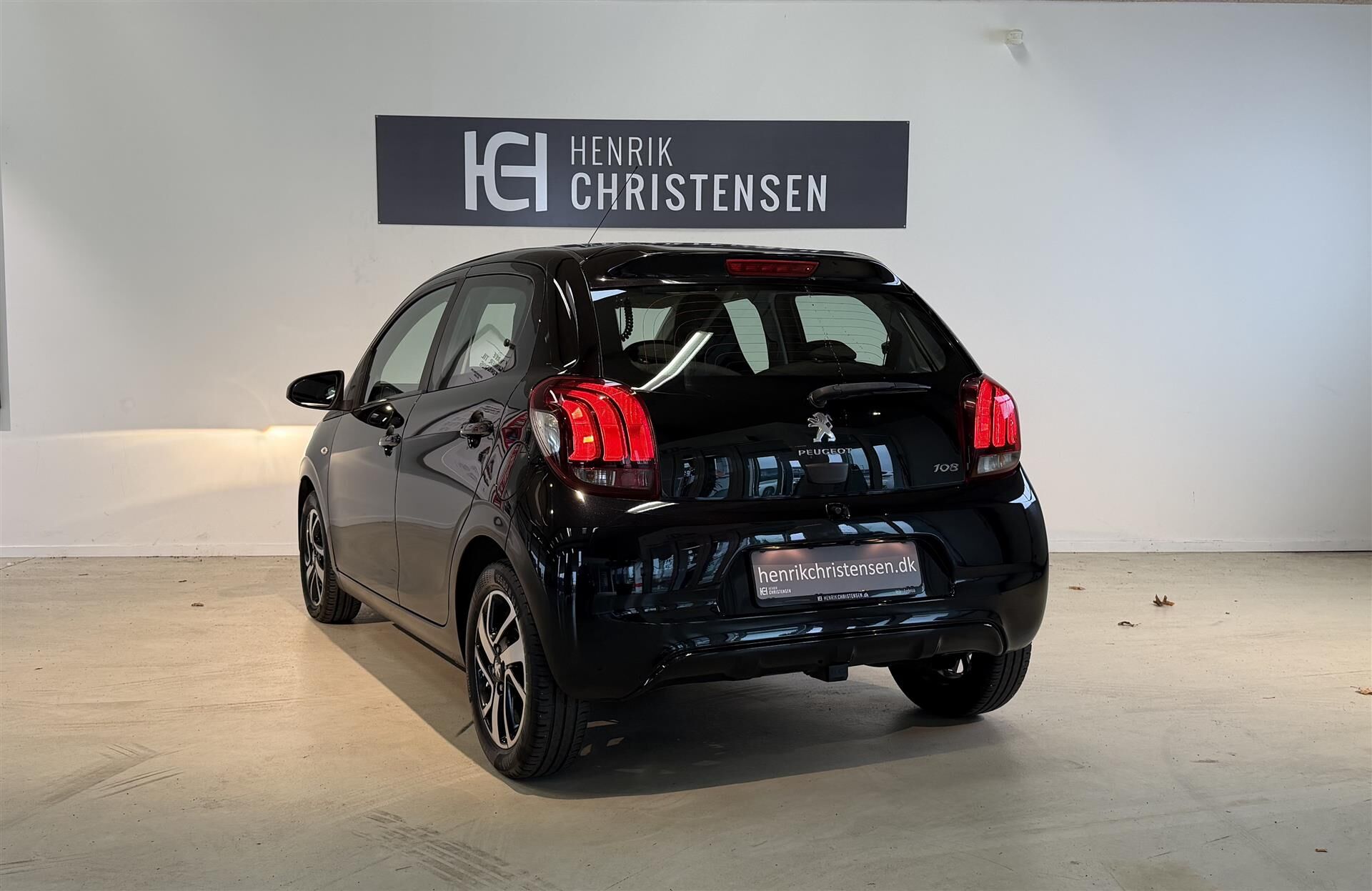 Billede af Peugeot 108 1,0 e-Vti Allure+ 72HK 5d