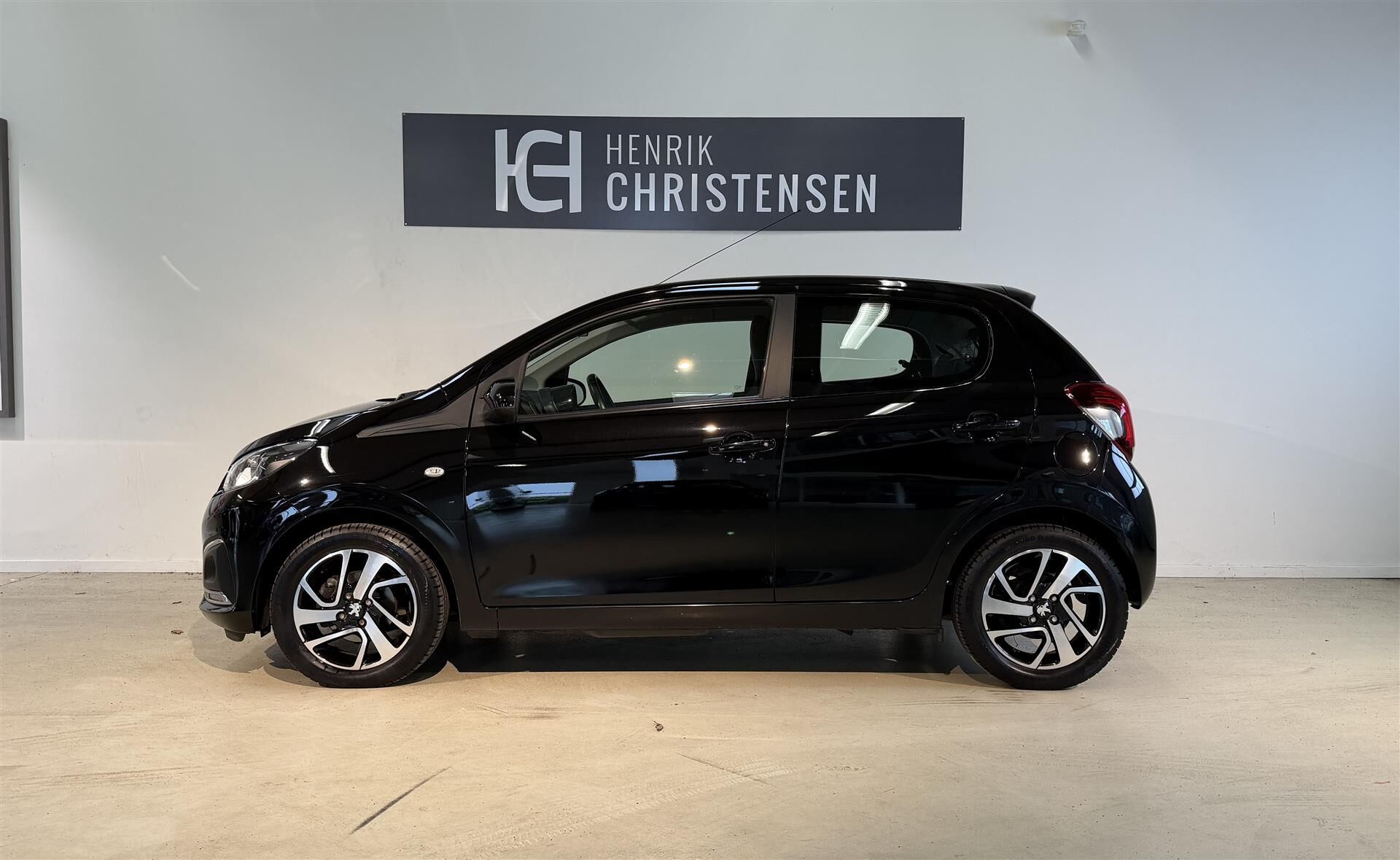 Billede af Peugeot 108 1,0 e-Vti Allure+ 72HK 5d