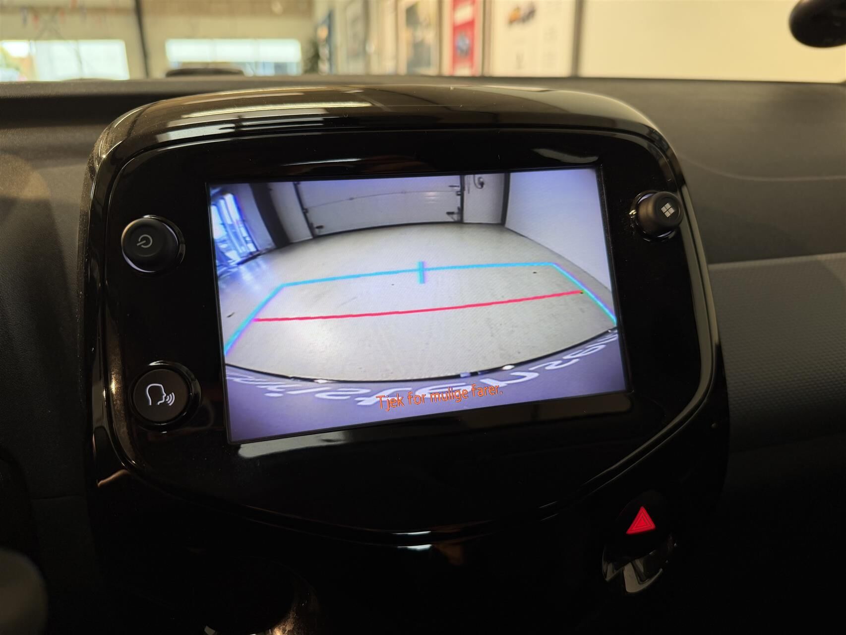 Billede af Peugeot 108 1,0 e-Vti Allure+ 72HK 5d