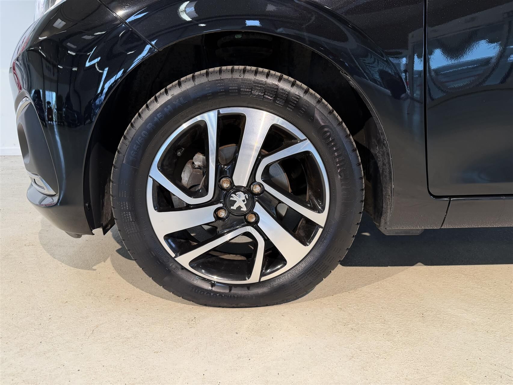 Billede af Peugeot 108 1,0 e-Vti Allure+ 72HK 5d