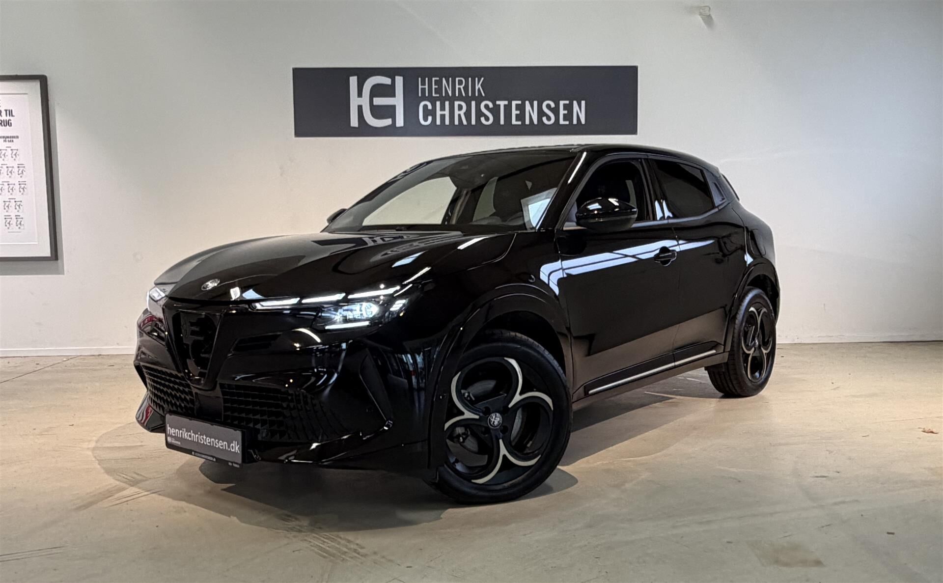 Billede af Alfa Romeo Junior EL Intensa 156HK 5d Aut.