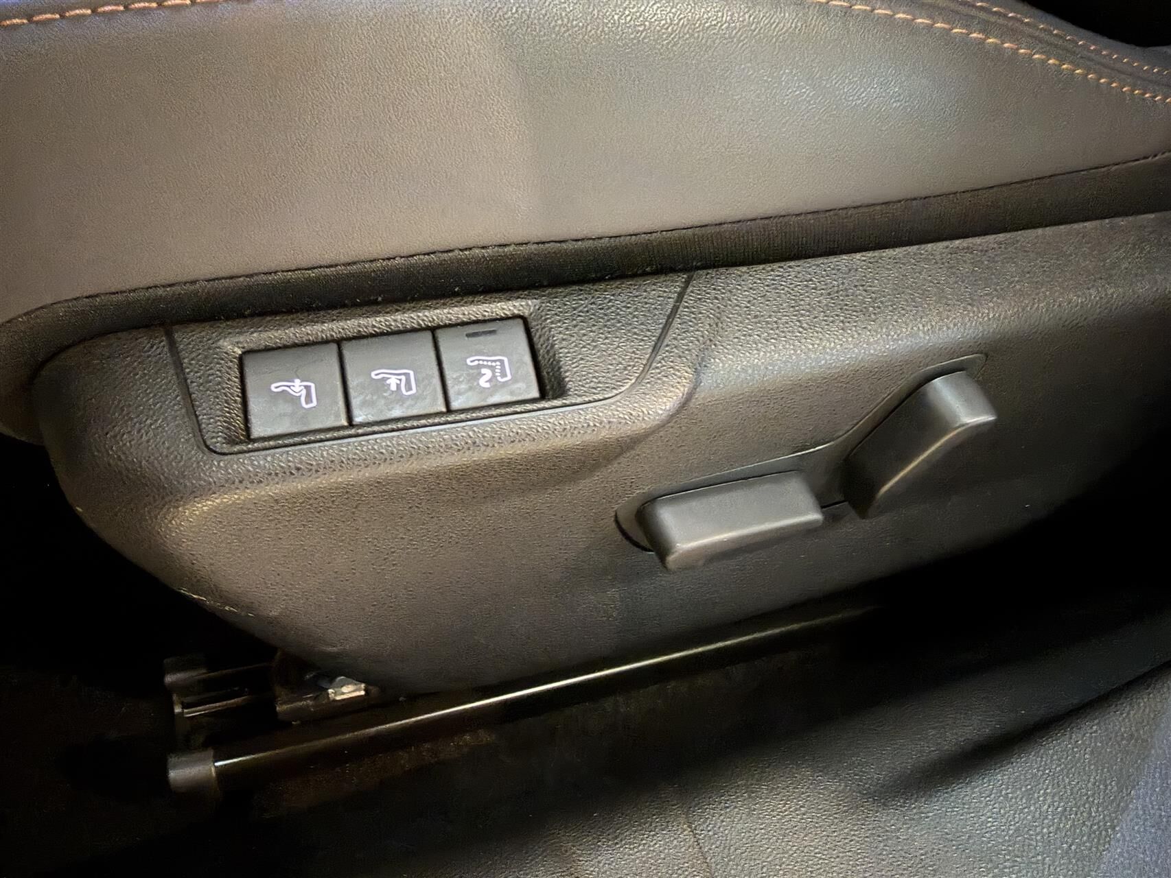 Billede af Alfa Romeo Junior EL Intensa 156HK 5d Aut.