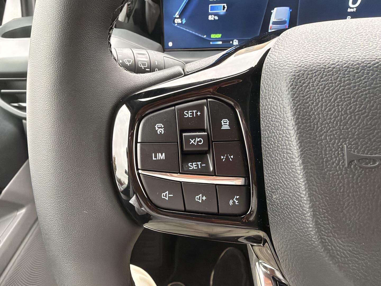 Billede af Ford E-Tourneo Custom 340 L1H1 EL Titanium X 218HK Aut.