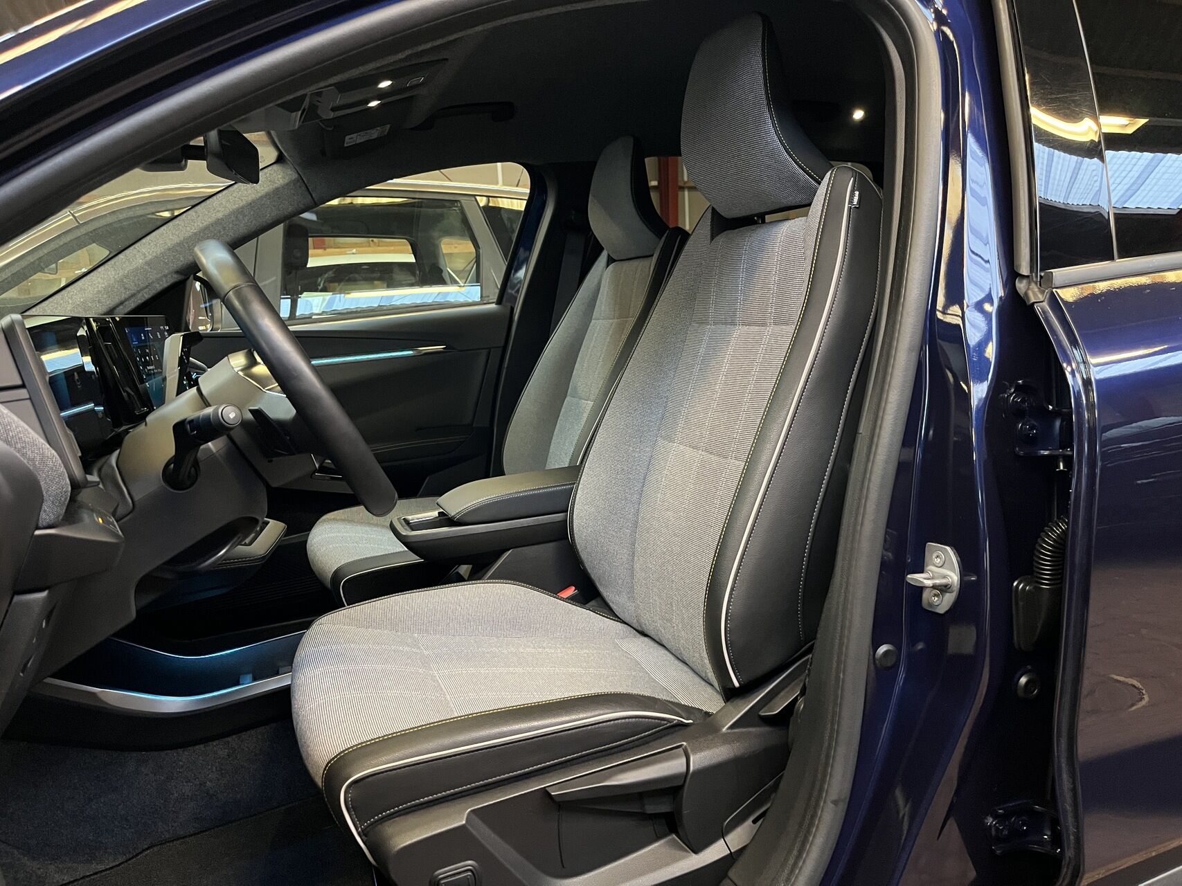 Billede af Renault Scénic E-TECH Techno 220HK Aut.