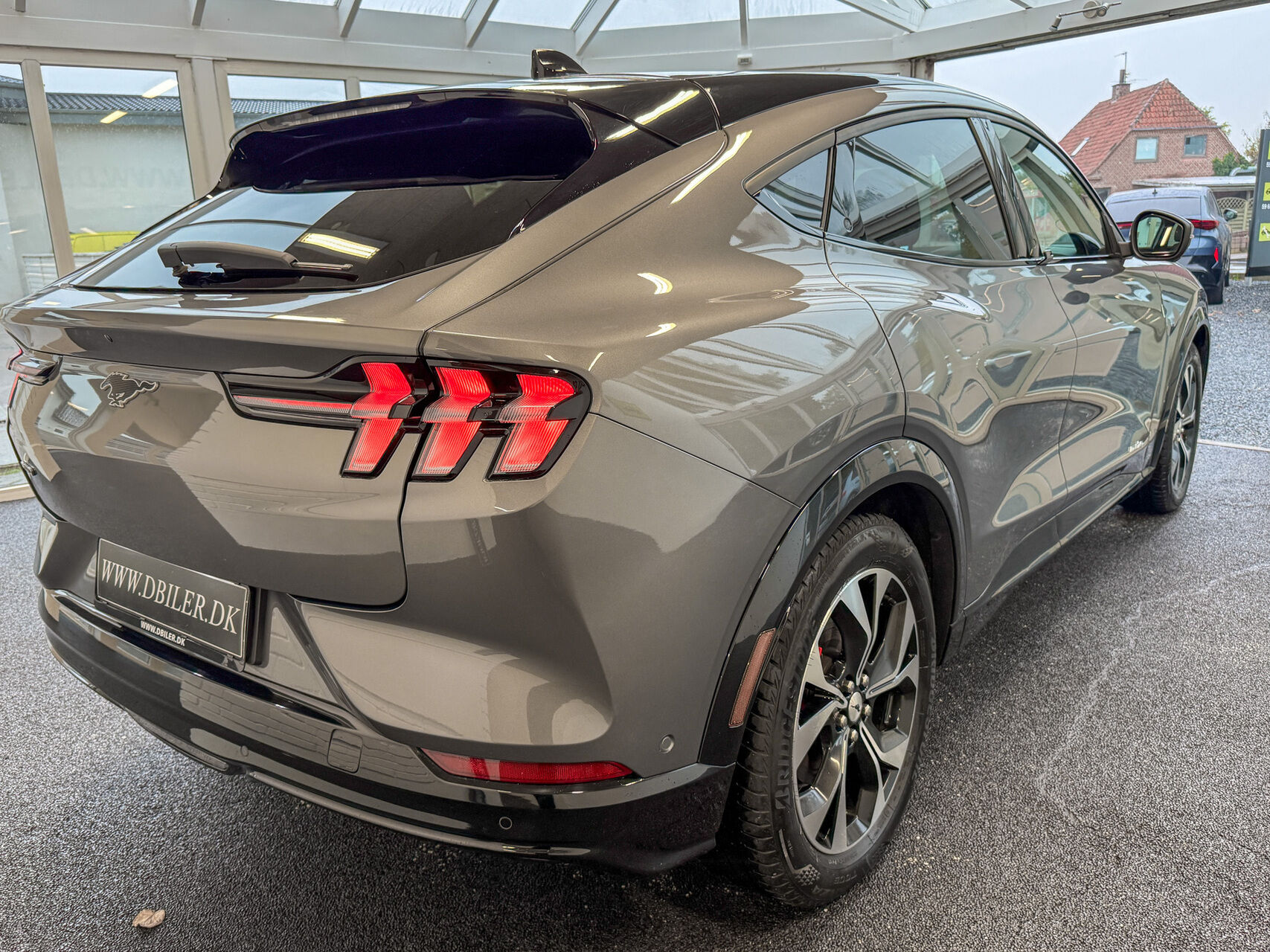 Billede af Ford Mustang Mach-E EL SR Premium AWD 269HK 5d Aut.
