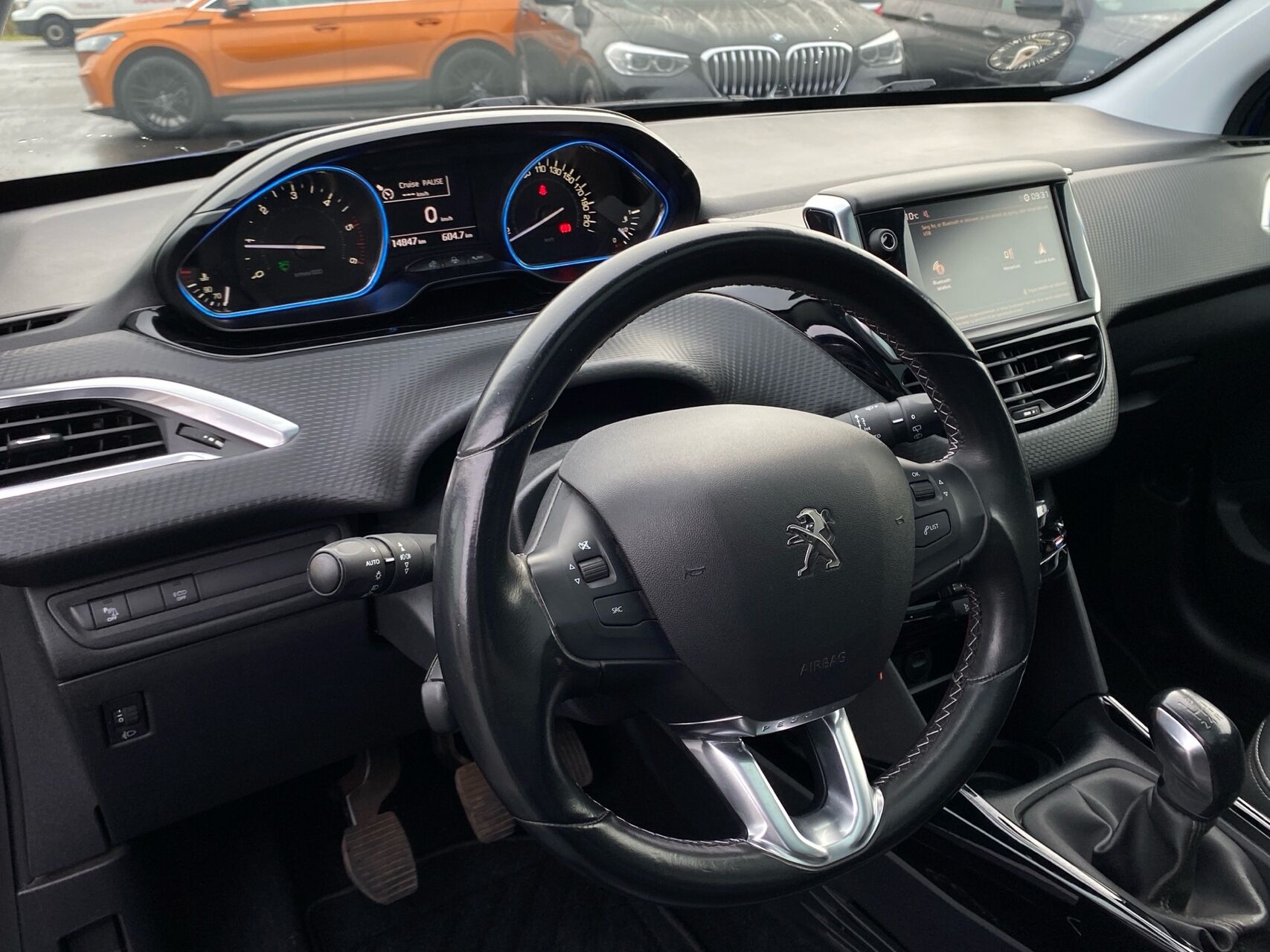 Billede af Peugeot 2008 1,5 BlueHDi Prestige Sky 100HK 5d