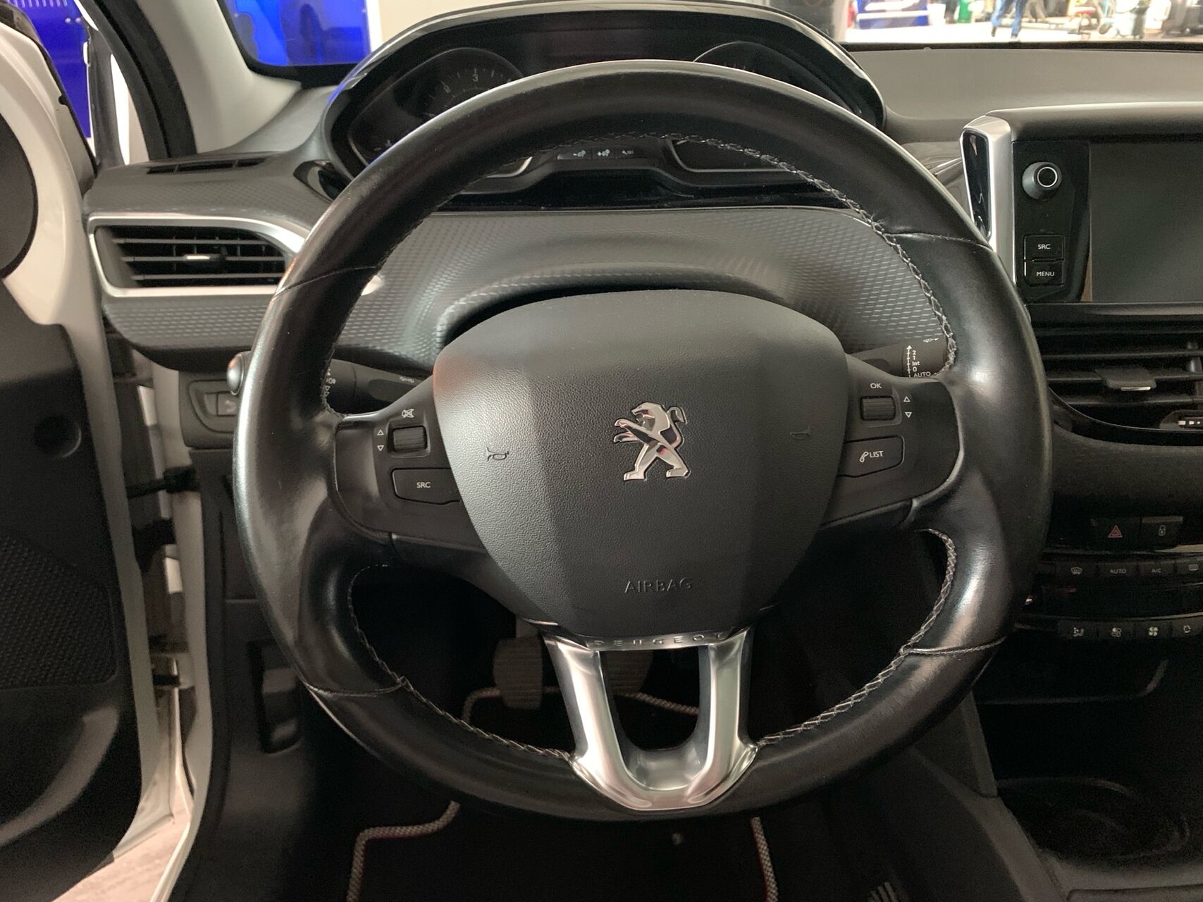 Billede af Peugeot 208 1,6 BlueHDi Desire Sky 100HK 5d