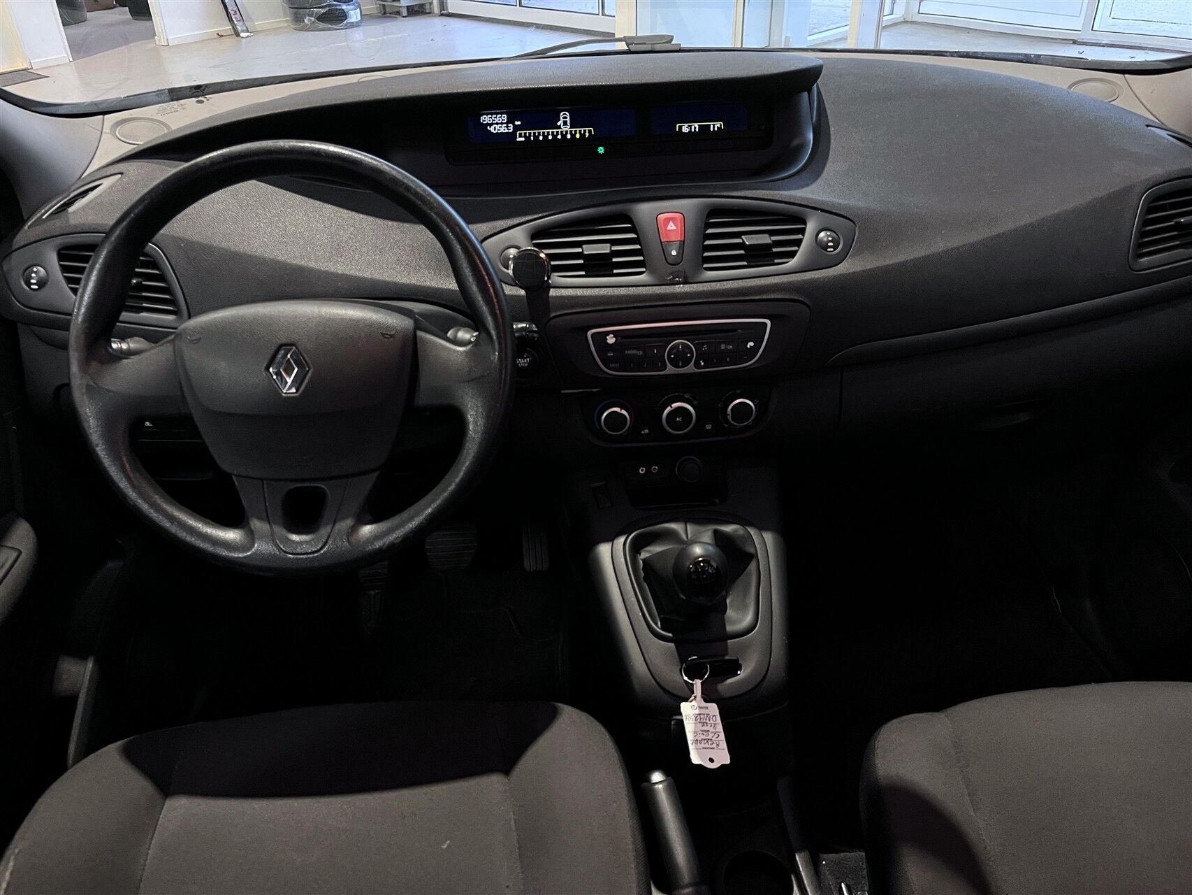 Billede af Renault Scénic 1,6 16V Authentique 110HK 6g