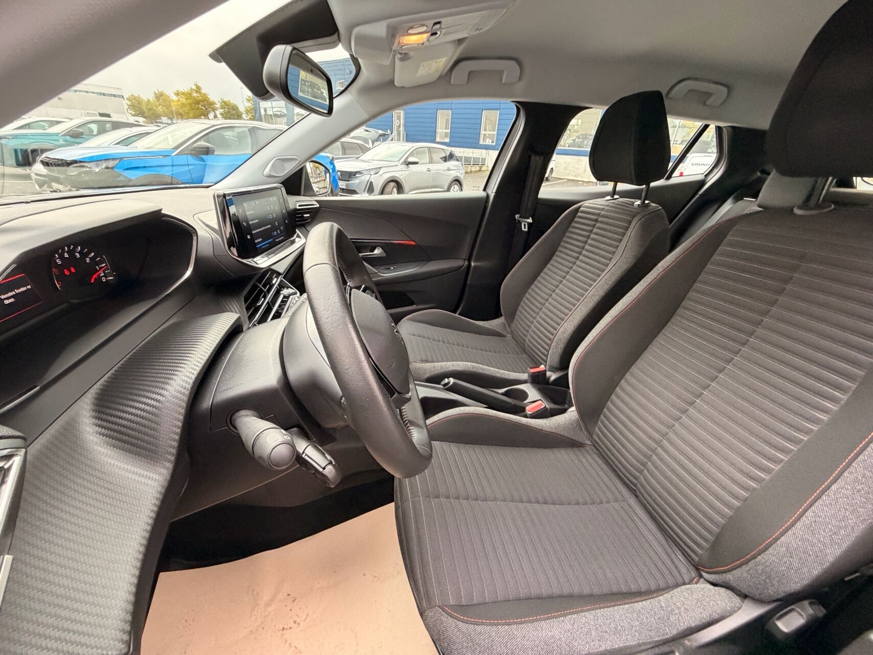 Billede af Peugeot 2008 1,2 PureTech Active Pack 130HK 5d