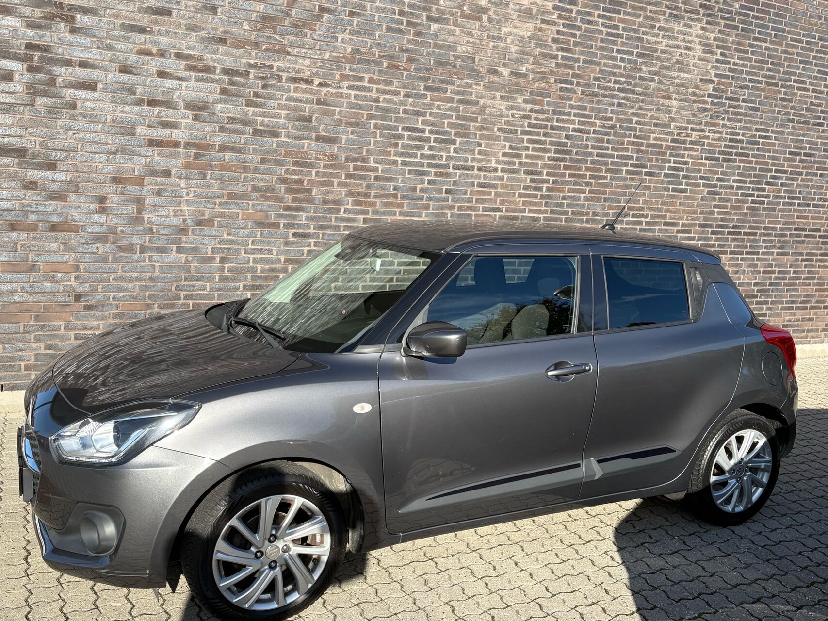 Billede af Suzuki Swift 1,2 Dualjet  Mild hybrid Action AEB CVT 83HK 5d Trinl. Gear