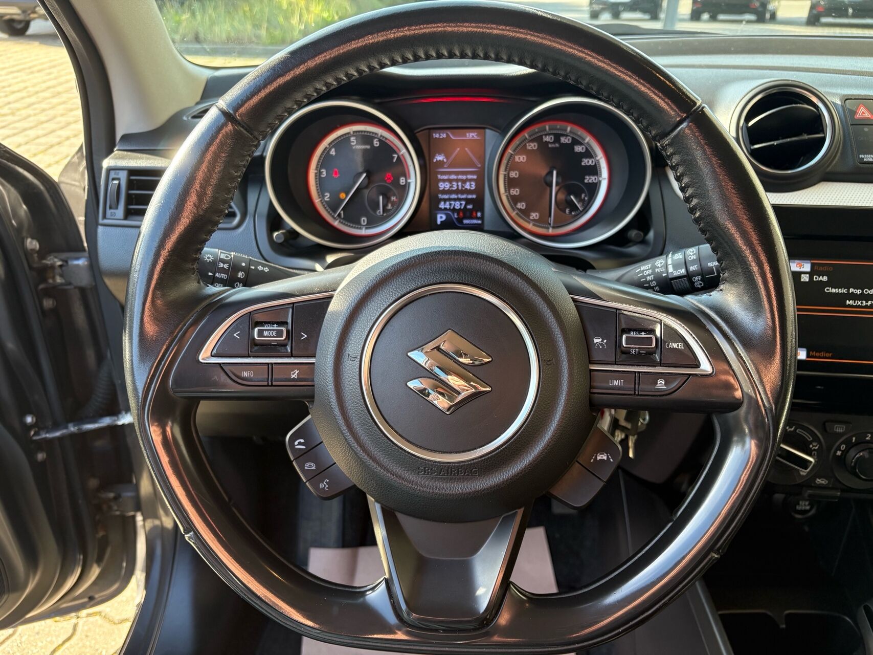 Billede af Suzuki Swift 1,2 Dualjet  Mild hybrid Action AEB CVT 83HK 5d Trinl. Gear