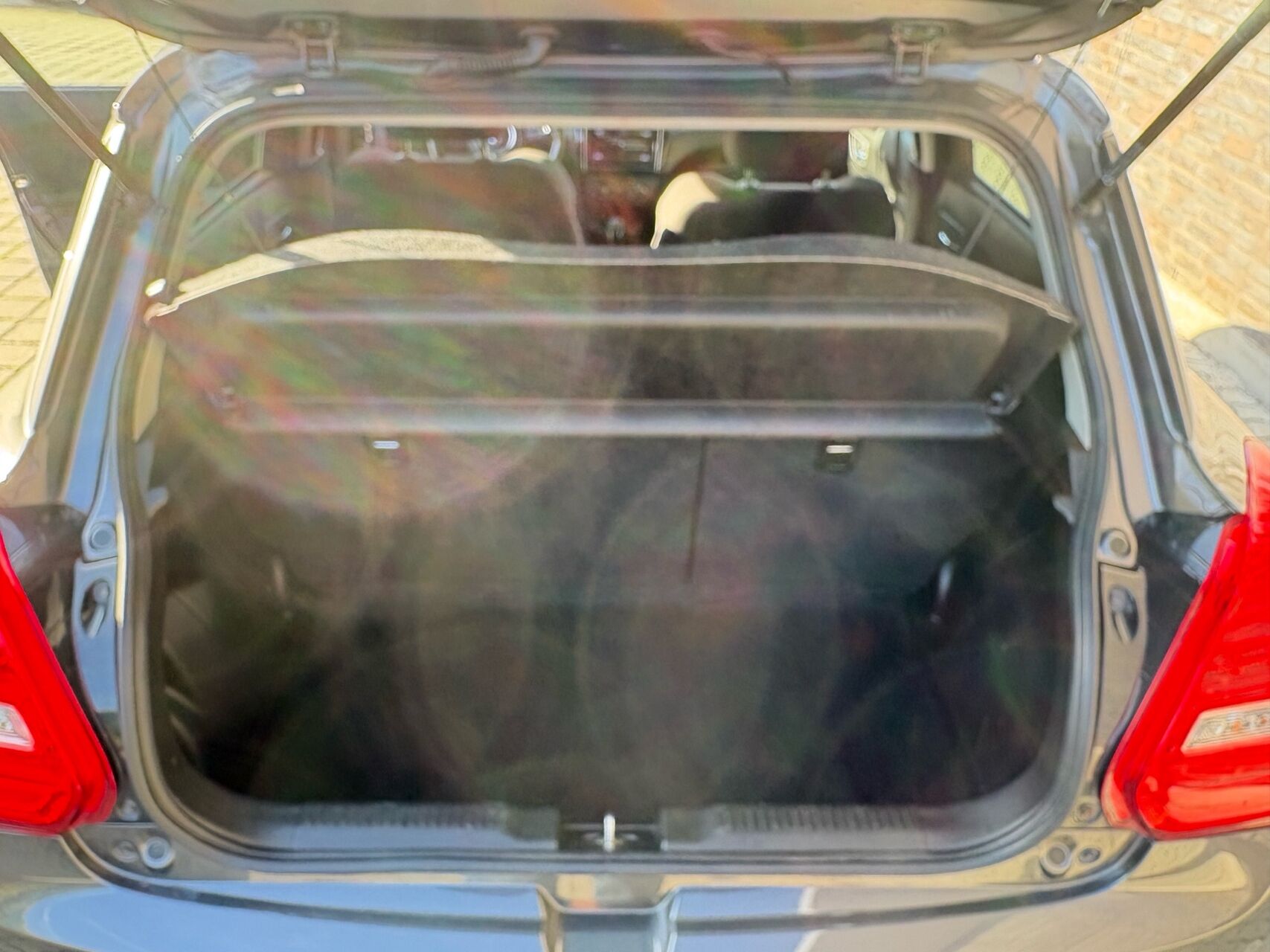 Billede af Suzuki Swift 1,2 Dualjet  Mild hybrid Action AEB CVT 83HK 5d Trinl. Gear