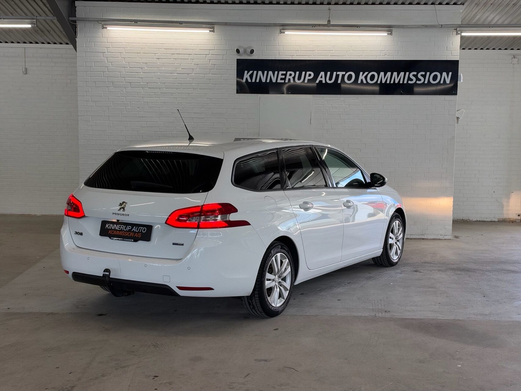 Billede af Peugeot 308 SW 1,2 e-THP Active 110HK Stc