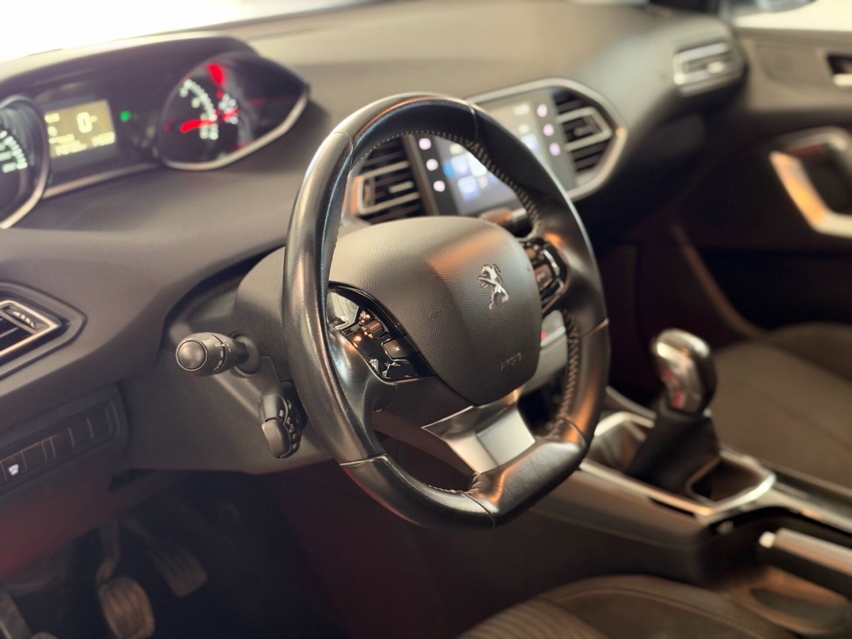 Billede af Peugeot 308 SW 1,2 e-THP Active 110HK Stc