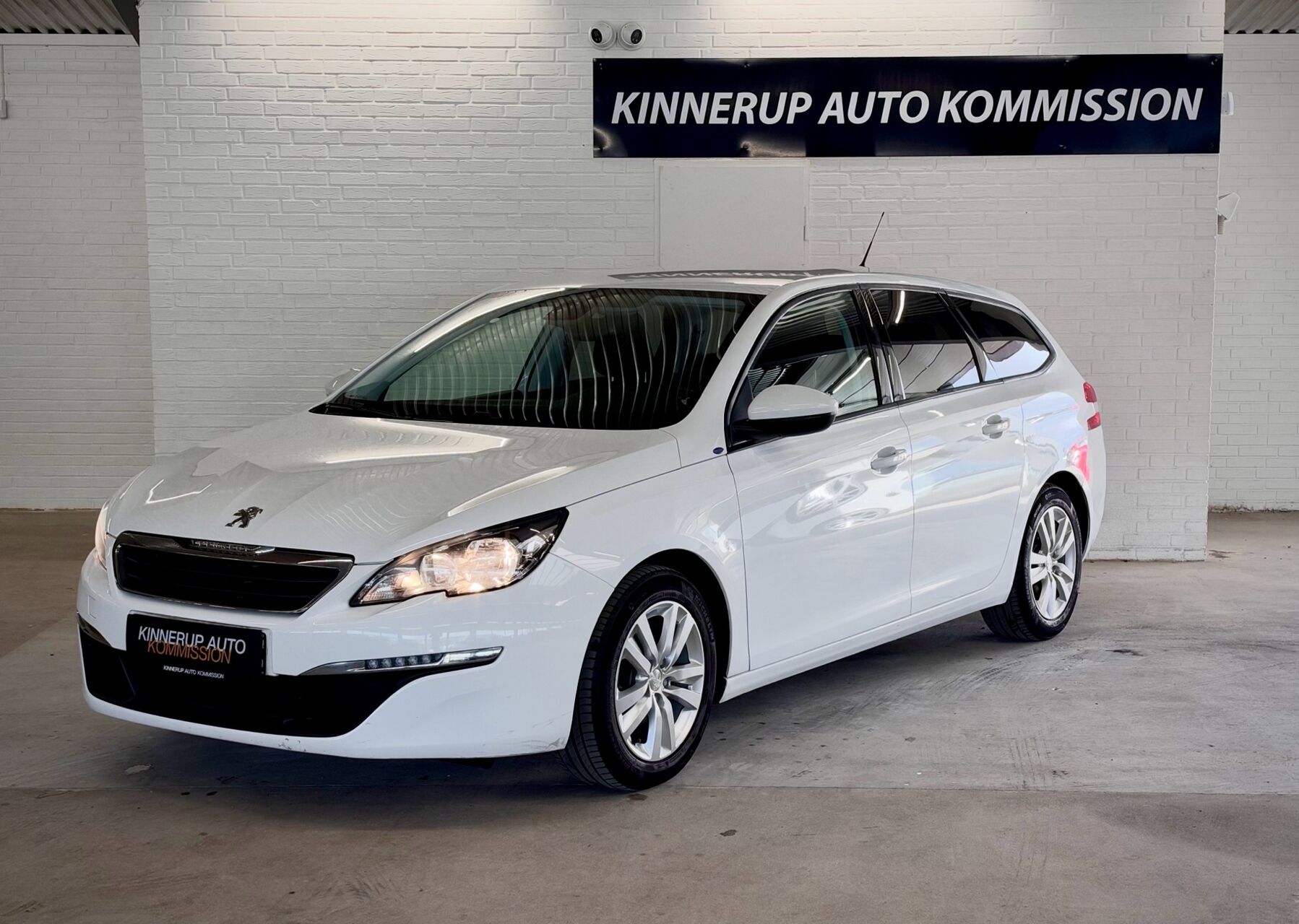 Billede af Peugeot 308 SW 1,2 e-THP Active 110HK Stc