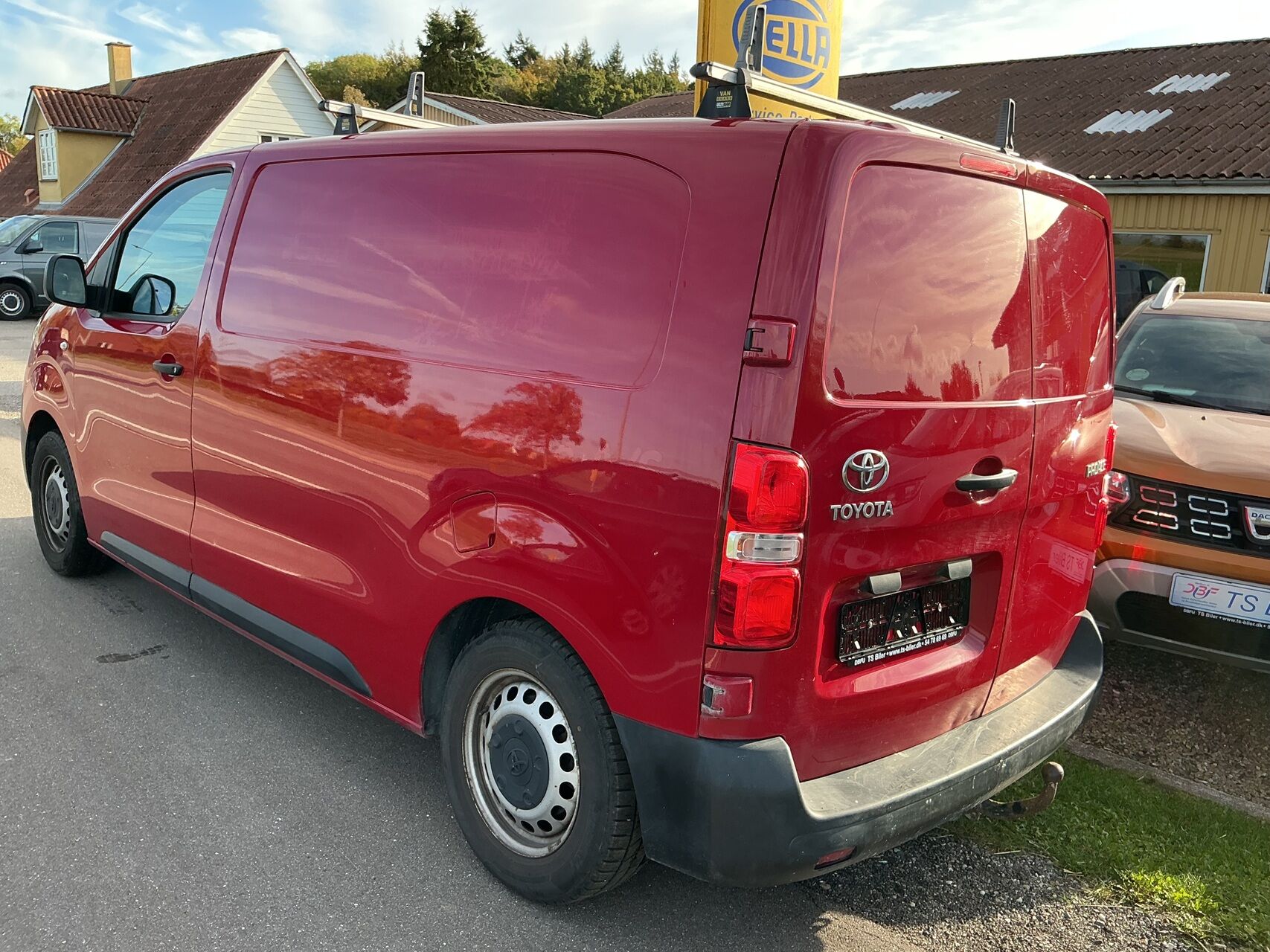 Billede af Toyota Proace Medium 1,5 D Comfort skydedør, dobb. bagdør u/ruder 120HK Van 6g