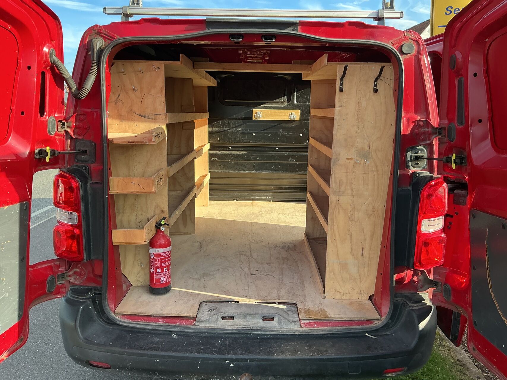 Billede af Toyota Proace Medium 1,5 D Comfort skydedør, dobb. bagdør u/ruder 120HK Van 6g